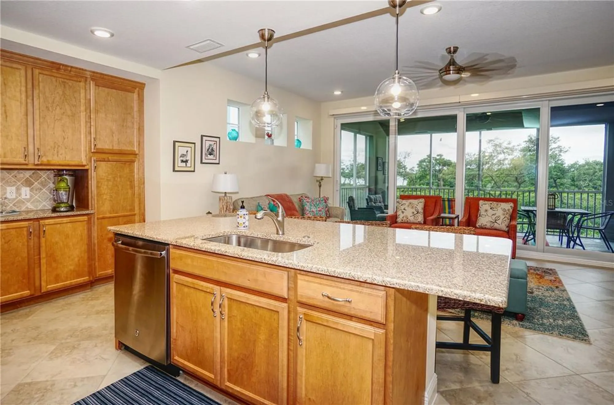 Property Slideshow image 16 of 47 | 392 aruba cir unit 102, Bradenton, FL, 34209