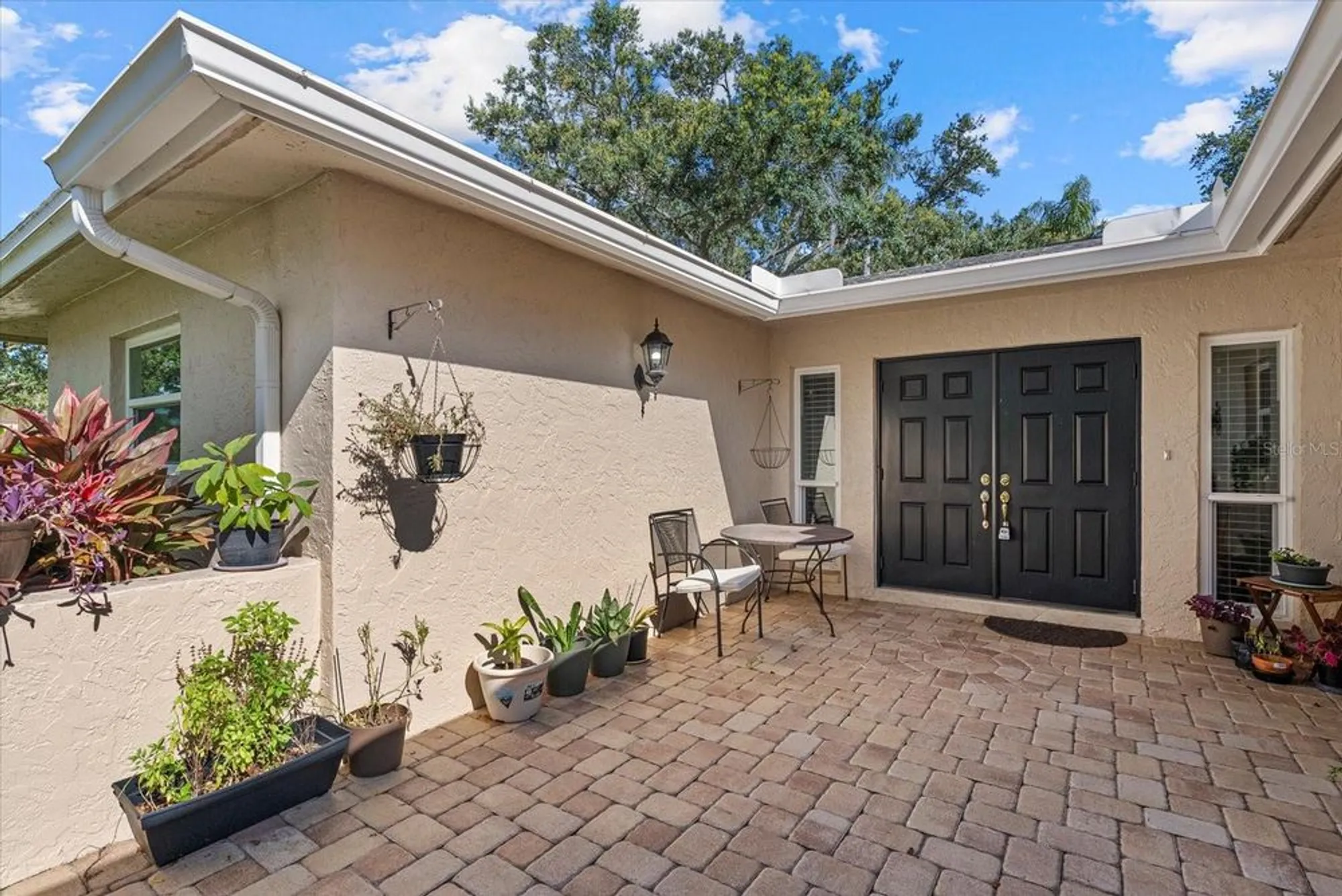 Property Slideshow image 3 of 29 | 6916 w country club dr n # 9b, Sarasota, FL, 34243
