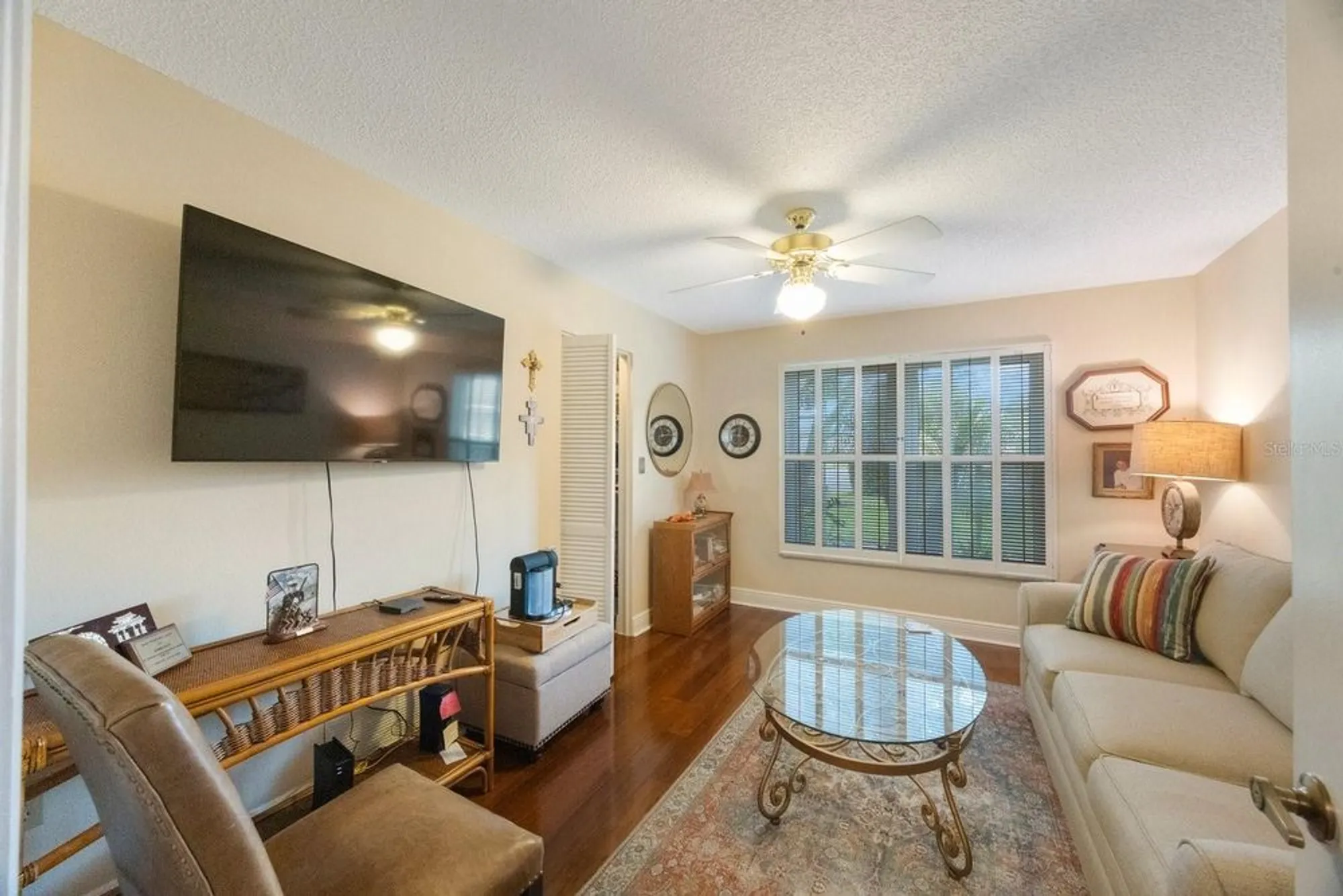 Property Slideshow image 14 of 43 | 4951 grist mill cir, New Port Richey, FL, 34655
