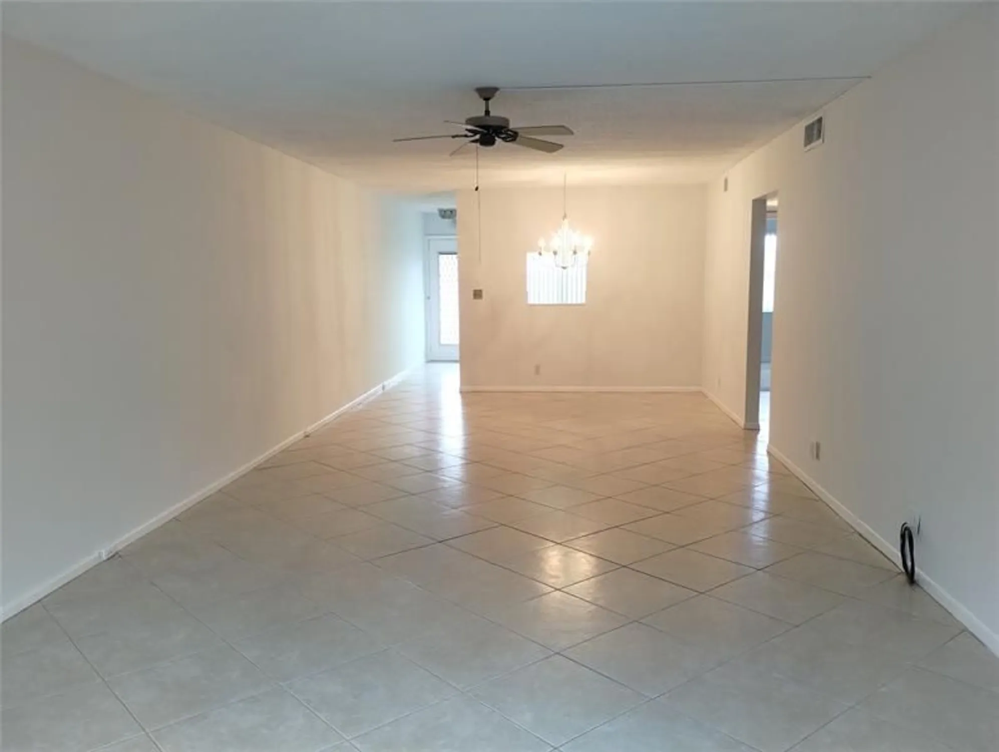 Property Slideshow image 16 of 50 | 2403 antigua cir e3, Coconut Creek, FL, 33066