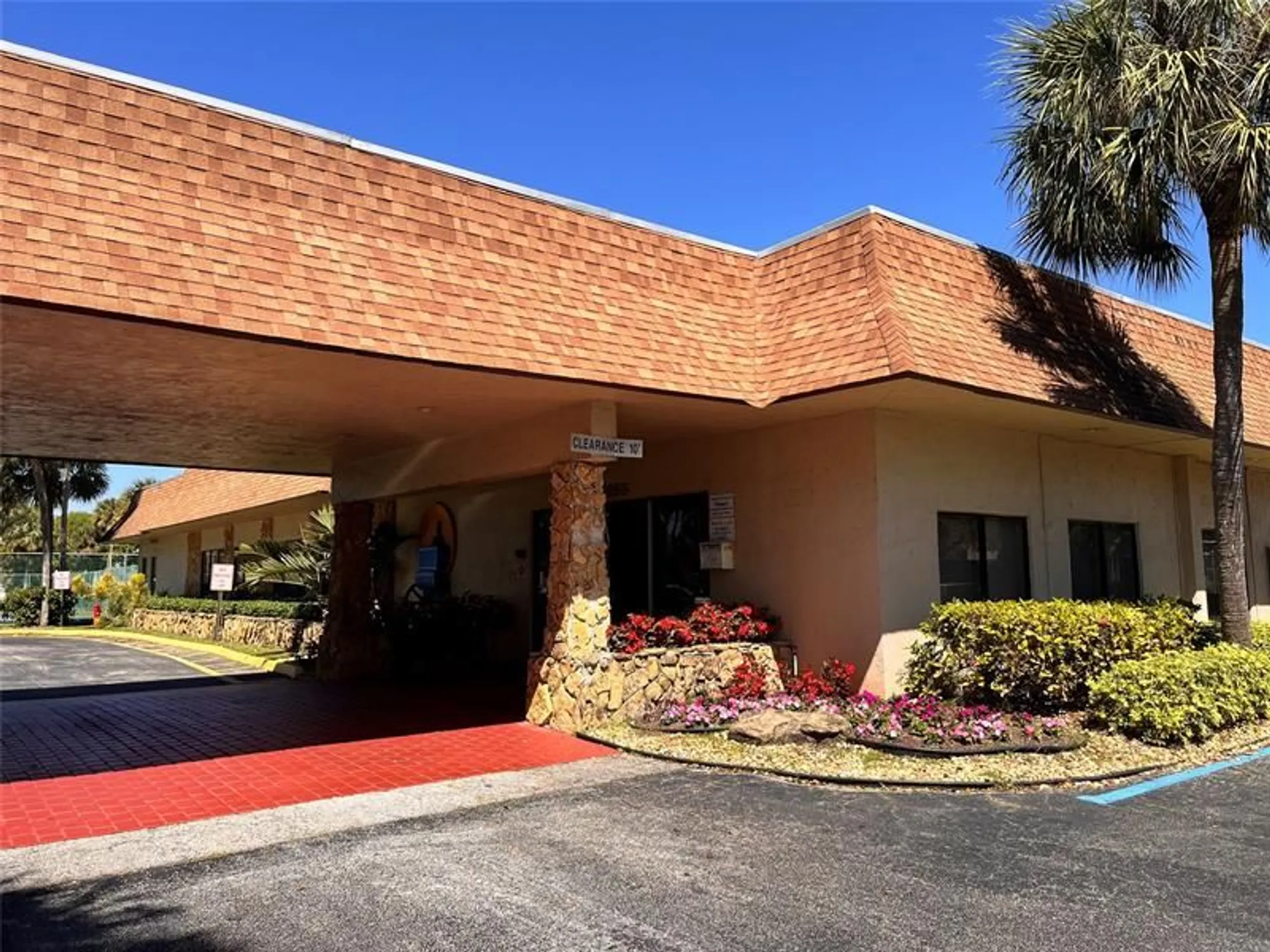 Property Slideshow image 22 of 25 | 4940 e sabal palm blvd apt 414, Tamarac, FL, 33319