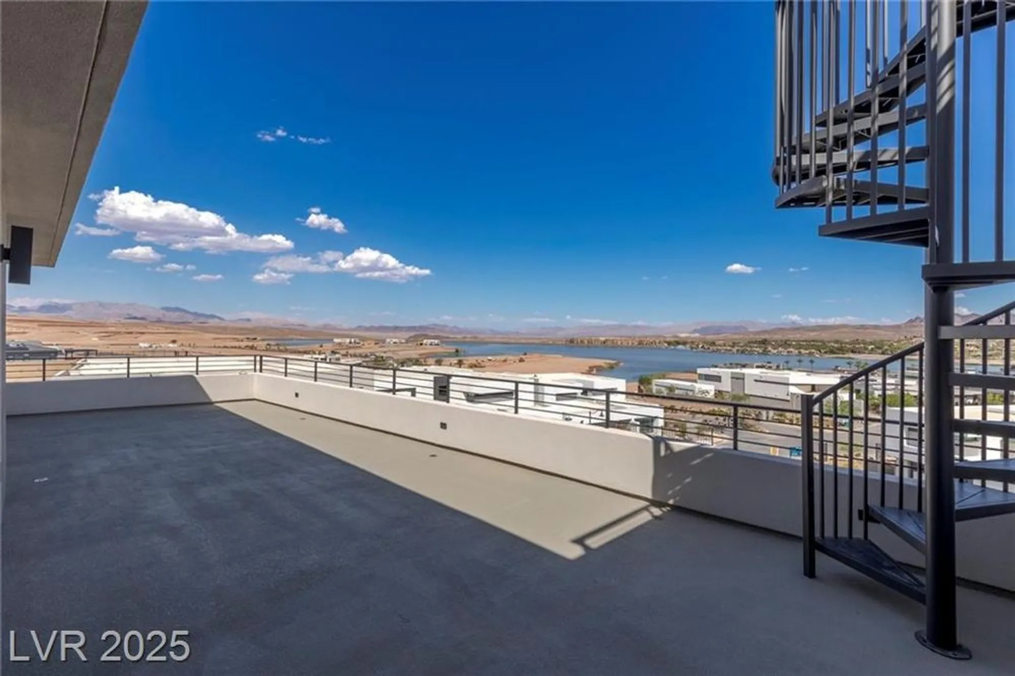 Property Slideshow image 48 of 85 | 53 falling ridge ln, Henderson, NV, 89011