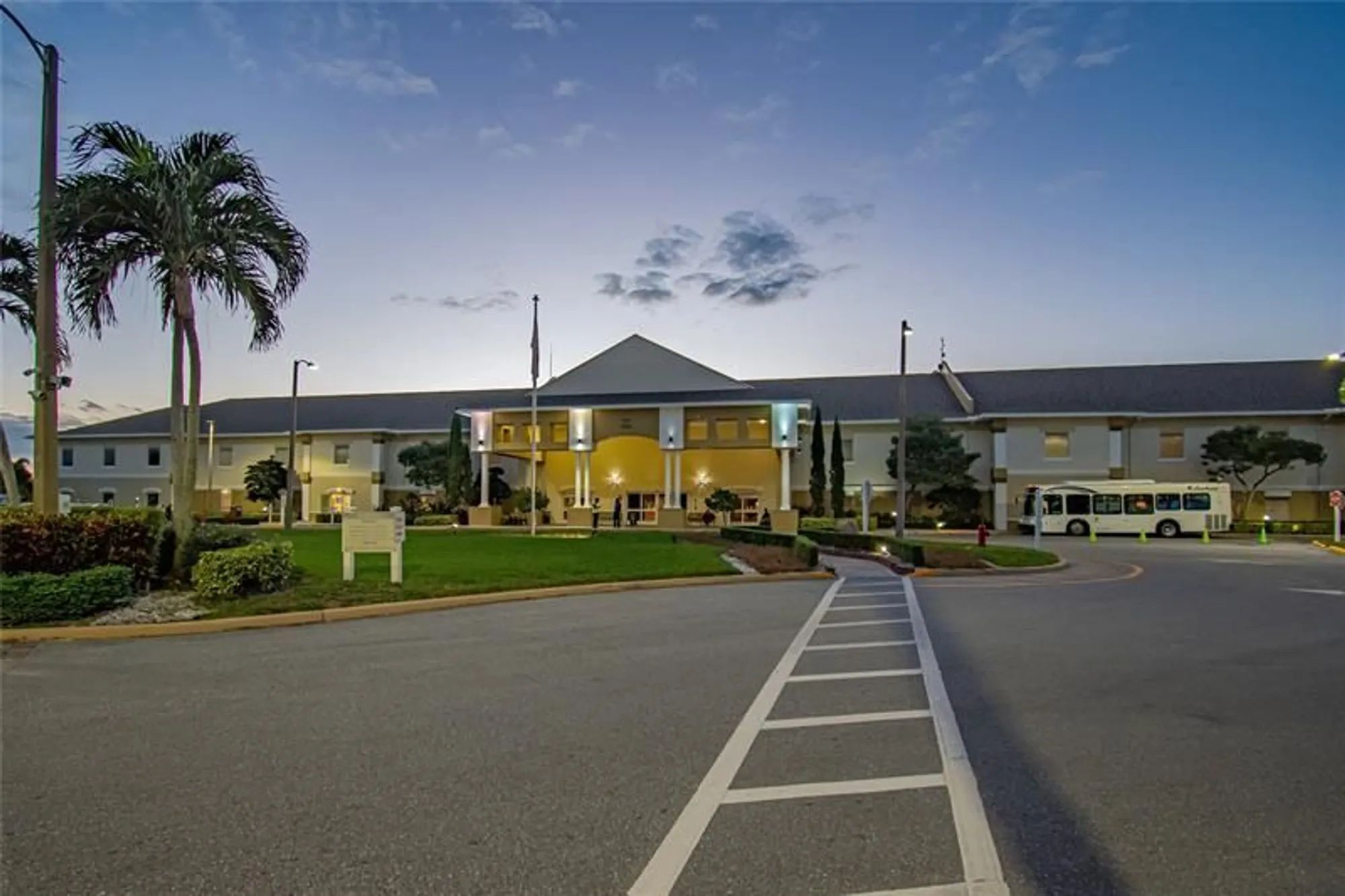 Property Slideshow image 30 of 30 | 235 kent n # 235, West Palm Beach, FL, 33417