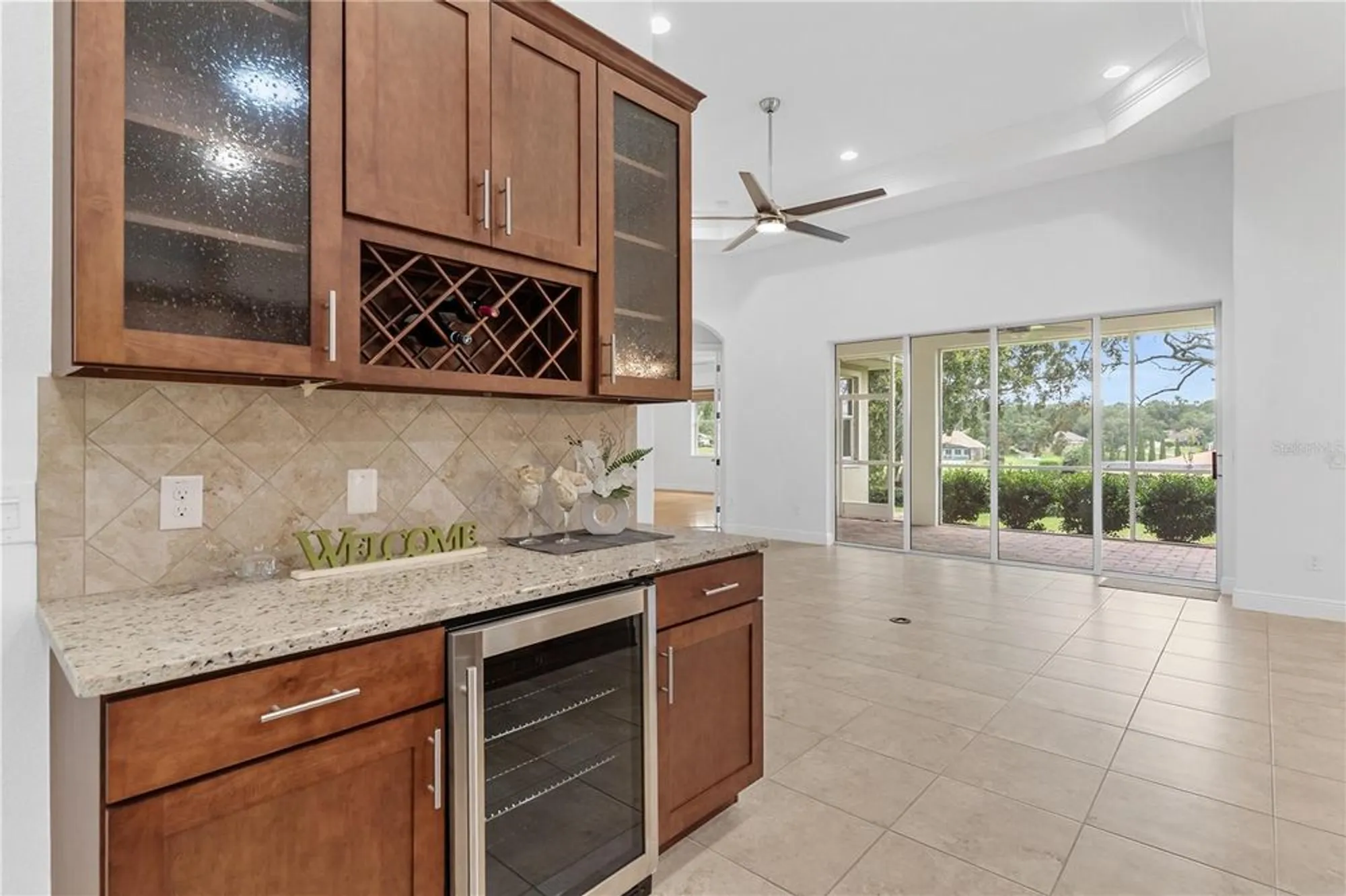 Property Slideshow image 23 of 54 | 5312 meadow hill loop, Lady Lake, FL, 32159