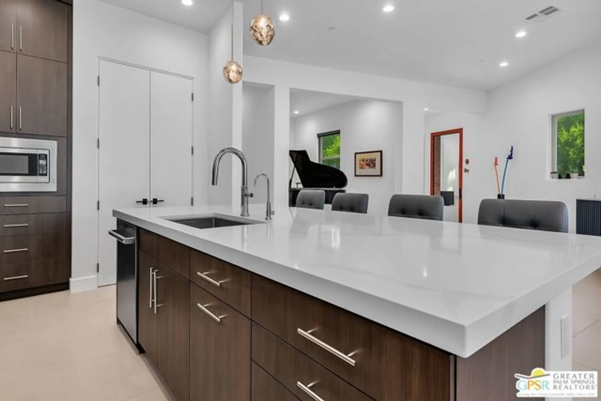 Property Slideshow image 12 of 57 | 4321 lumina way, Palm Springs, CA, 92262