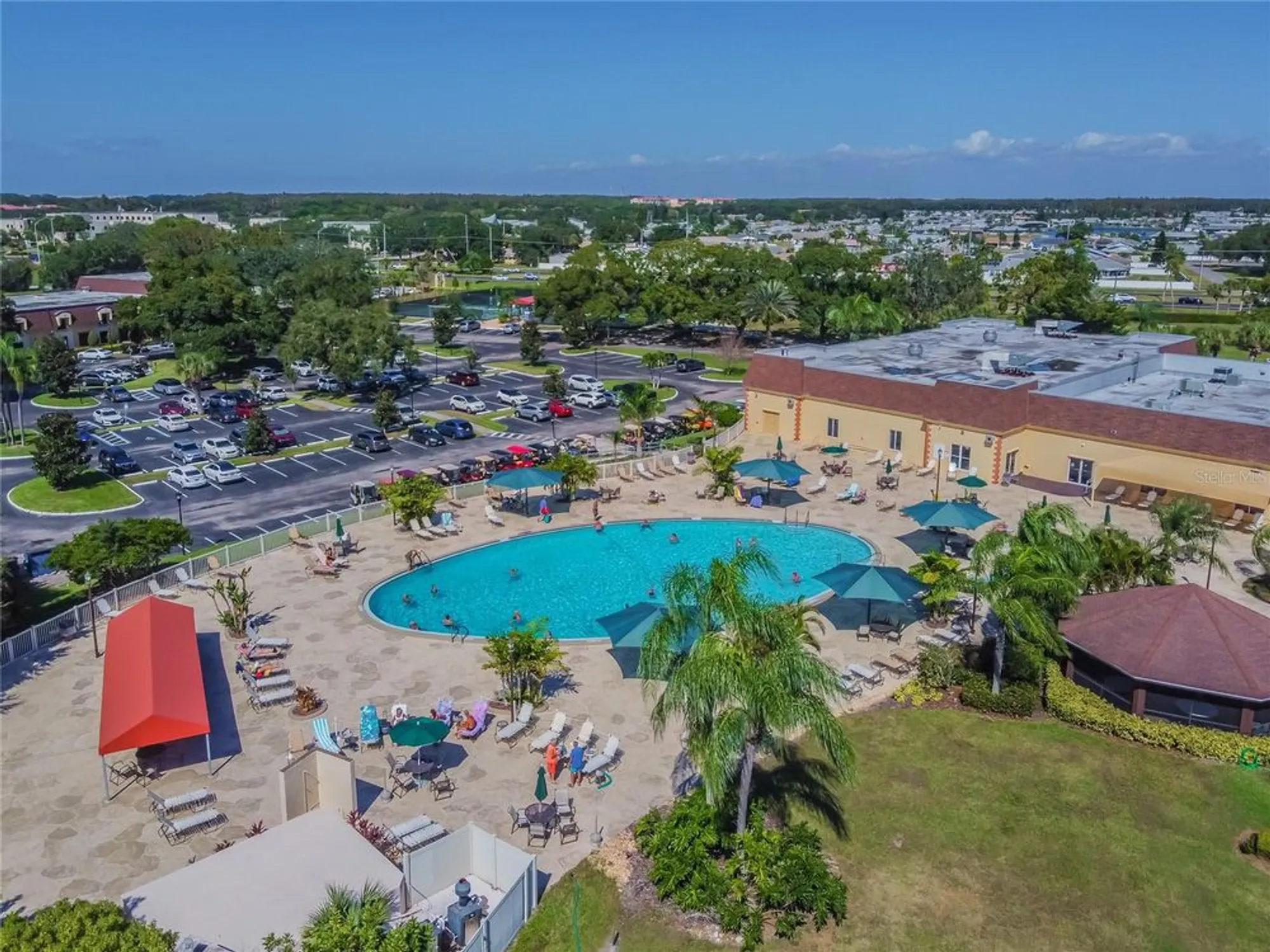 Property Slideshow image 49 of 59 | 1908 canterbury ln 25, Sun City Center, FL, 33573