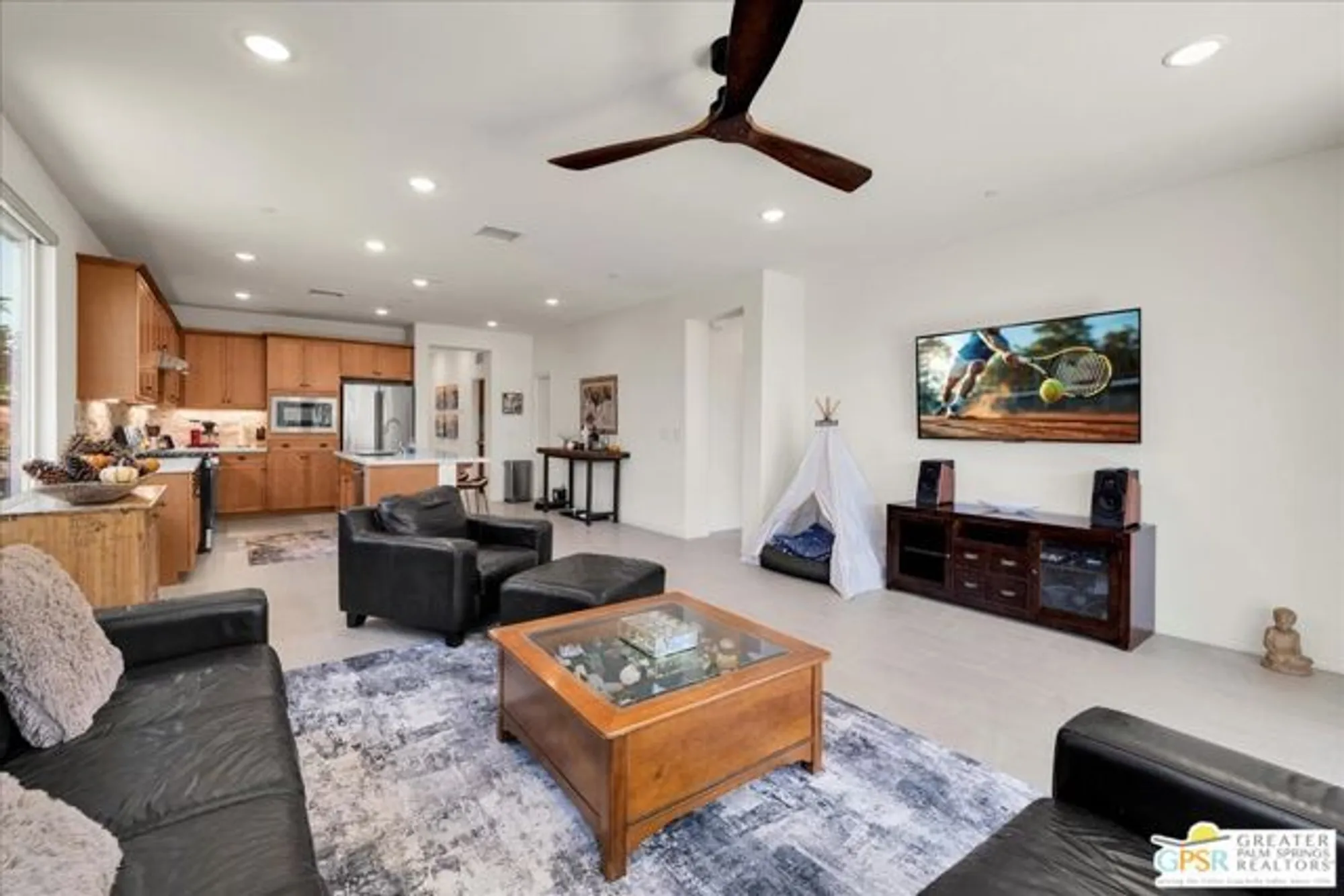 Property Slideshow image 12 of 56 | 85425 giorno ct, Indio, CA, 92203