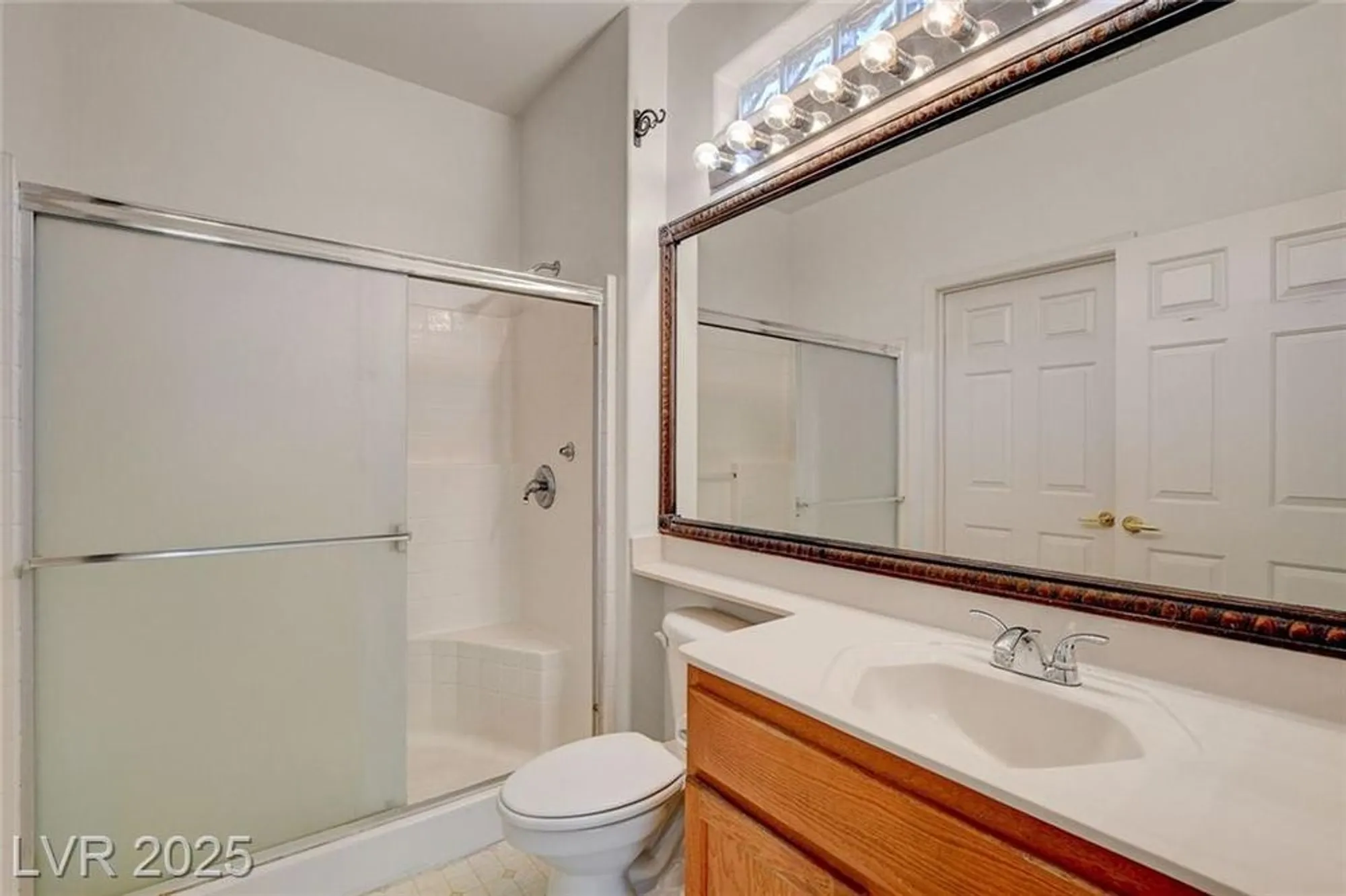 Property Slideshow image 22 of 45 | 2839 sapphire desert dr, Henderson, NV, 89052