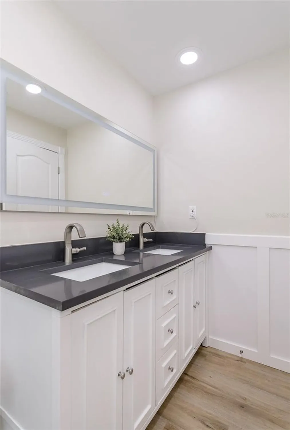 Property Slideshow image 26 of 56 | 1137 lanyard st, Palm Harbor, FL, 34685