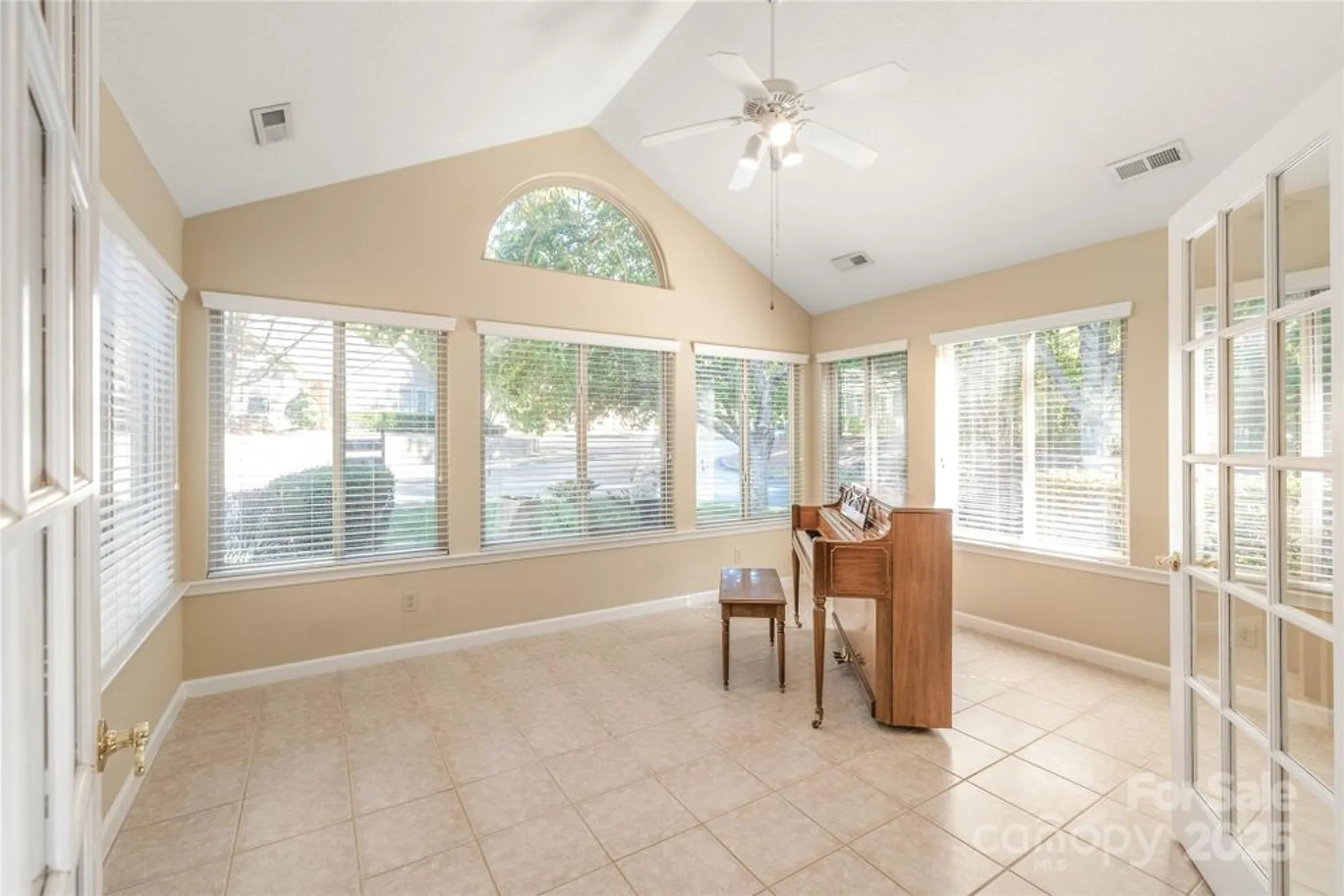 Property Slideshow image 7 of 16 | 3052 polo view ln, Matthews, NC, 28105