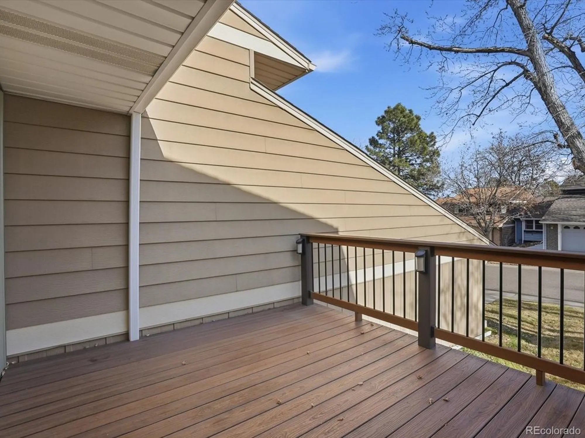 Property Slideshow image 30 of 38 | 7493 w cedar cir, Lakewood, CO, 80226