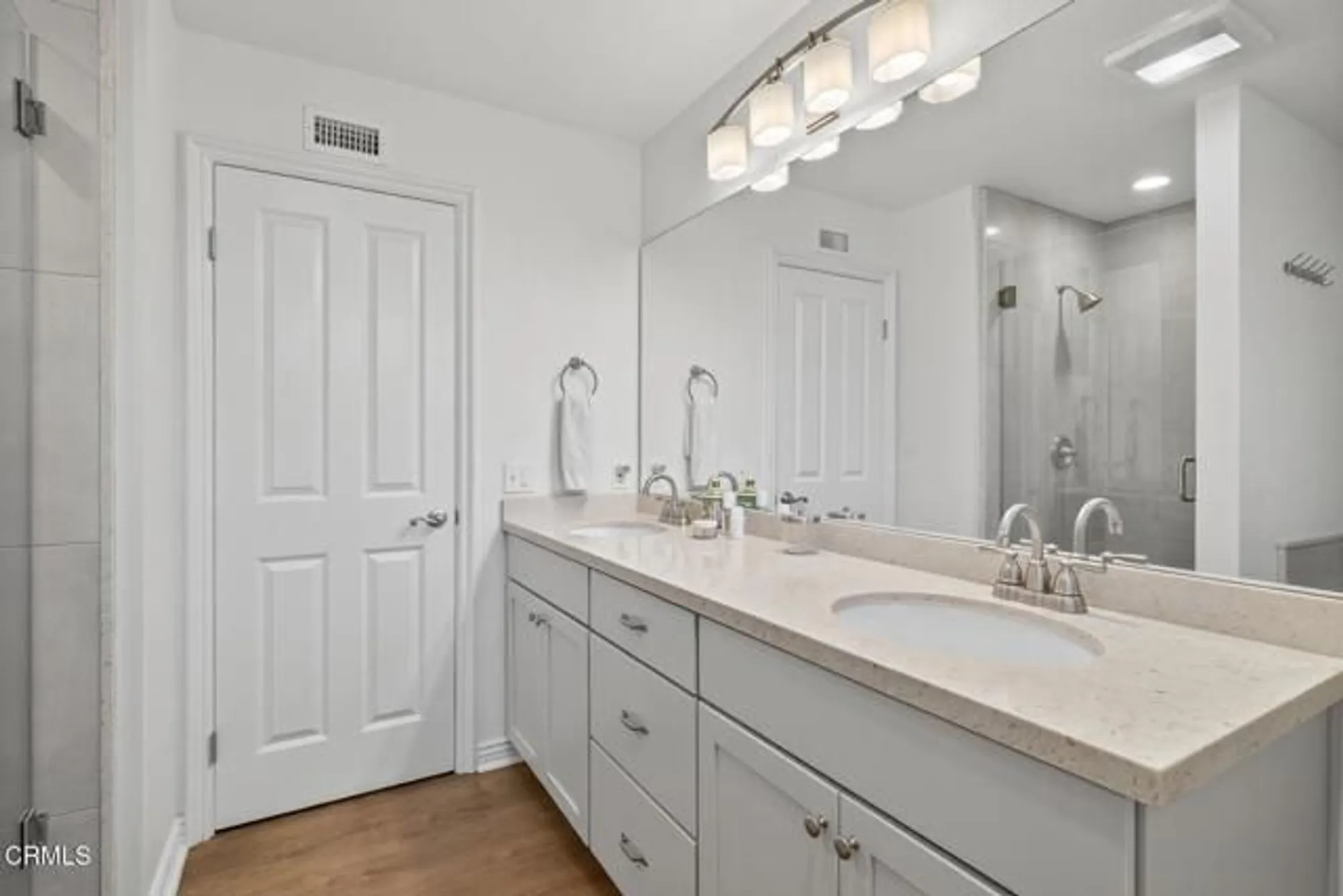 Property Slideshow image 30 of 61 | 6464 san como ln, Camarillo, CA, 93012