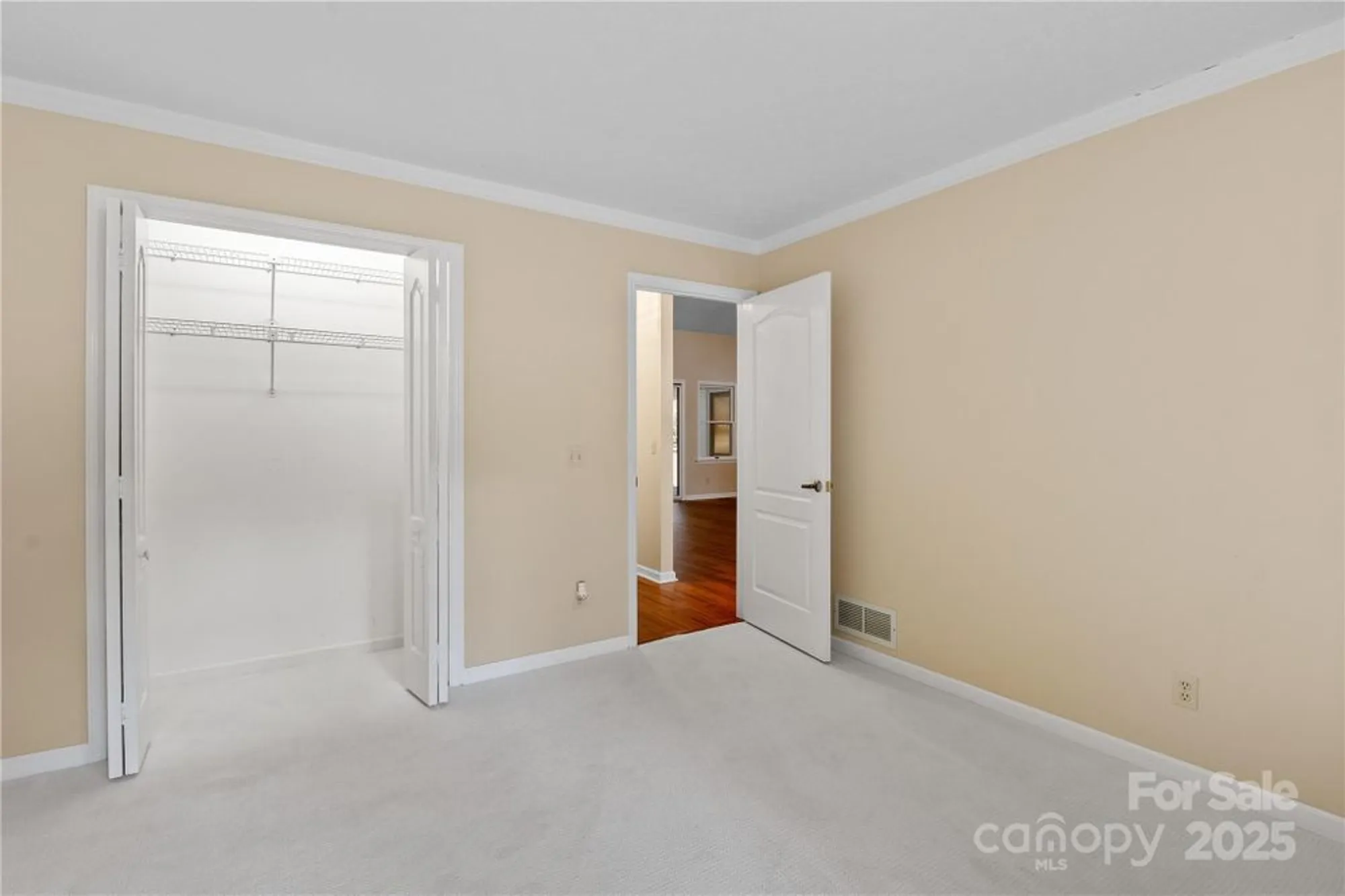 Property Slideshow image 19 of 32 | 131 jenny lind dr, Hendersonville, NC, 28791