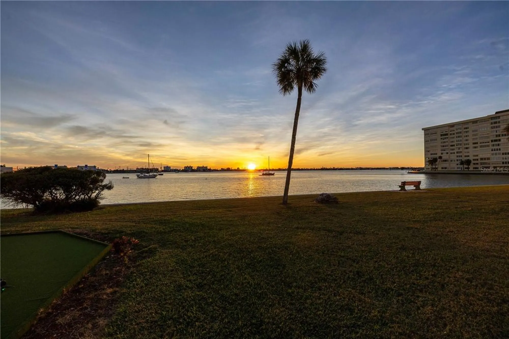 Property Slideshow image 33 of 73 | 4525 cove cir apt 102, Saint Petersburg, FL, 33708