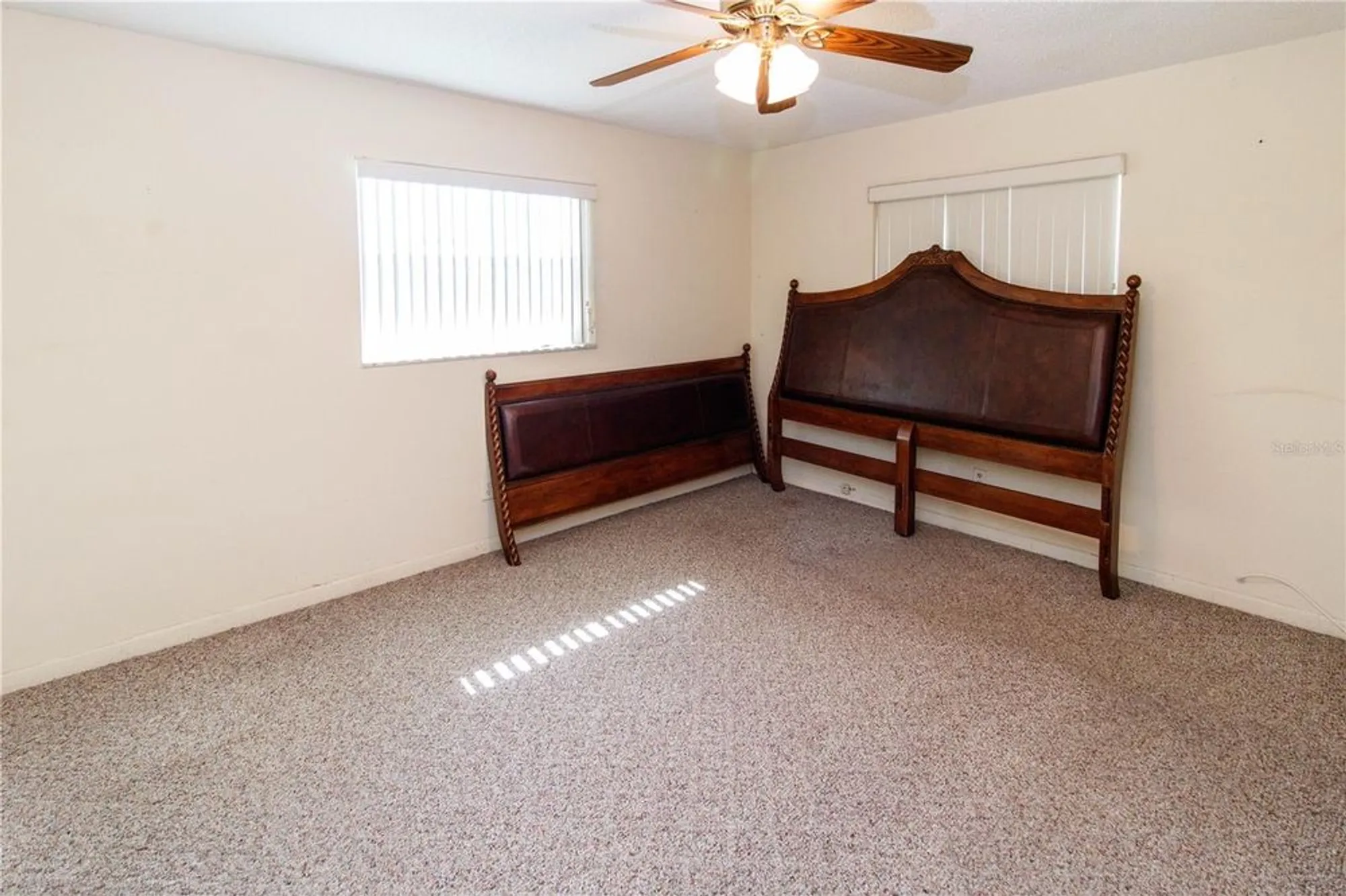 Property Slideshow image 22 of 52 | 10139 44th way n # 10139, Pinellas Park, FL, 33782