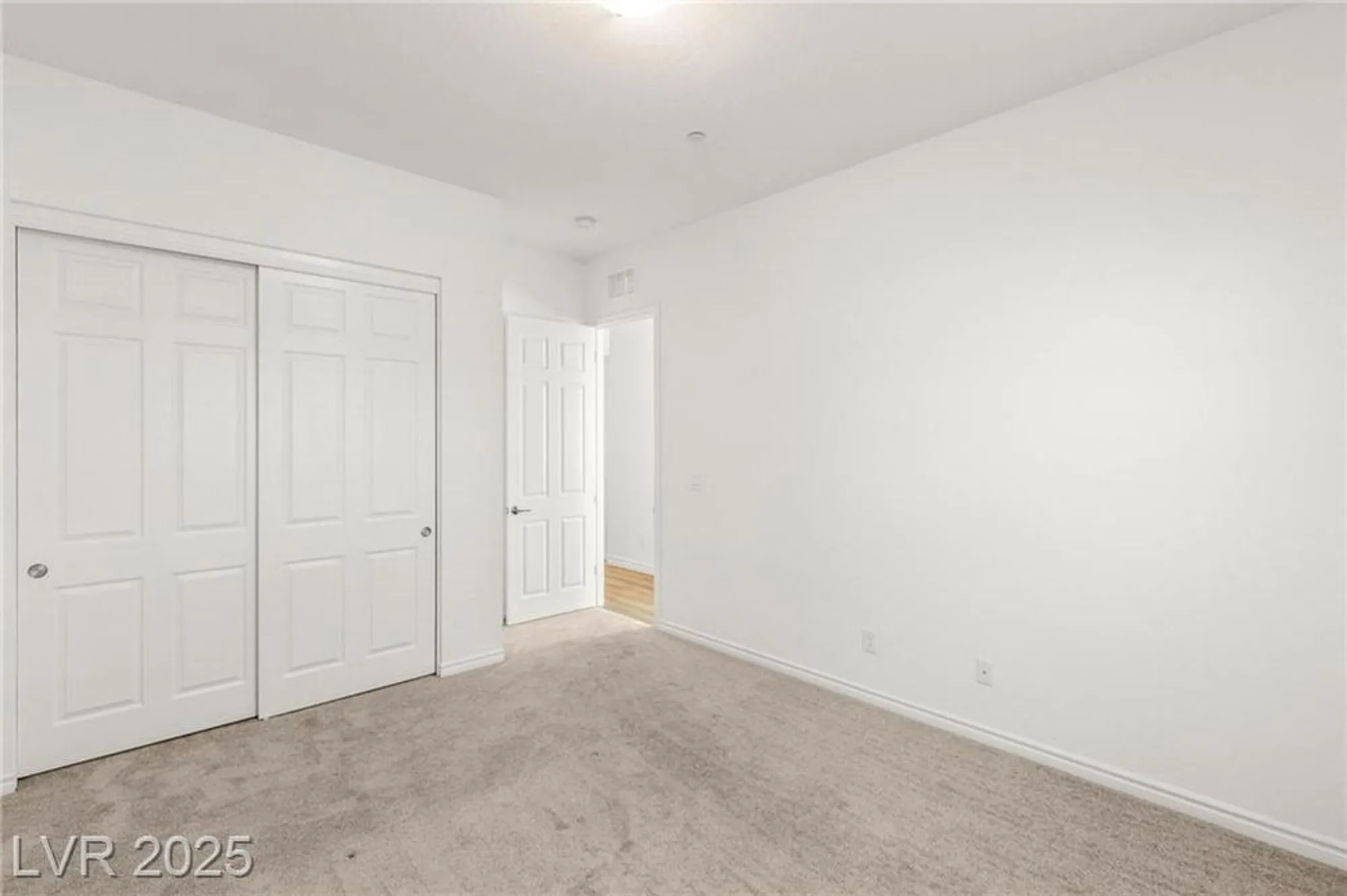 Property Slideshow image 40 of 51 | 209 bellini peak ave, Henderson, NV, 89011