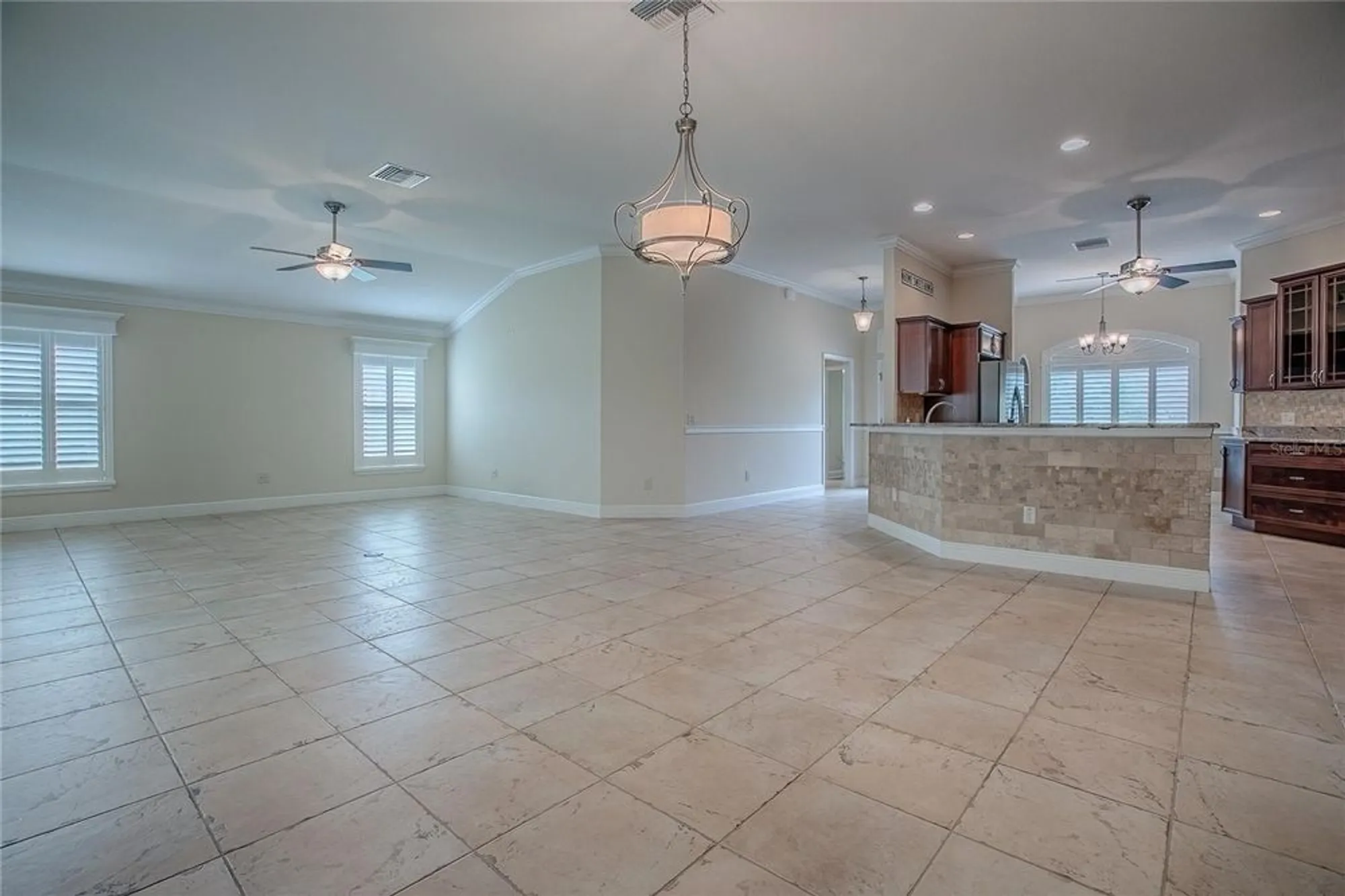Property Slideshow image 16 of 73 | 527 beville pl, The Villages, FL, 32163