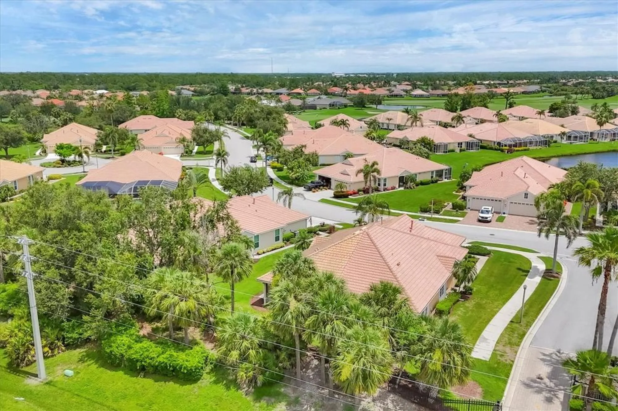 Property Slideshow image 32 of 68 | 4841 whispering oaks dr, North Port, FL, 34287