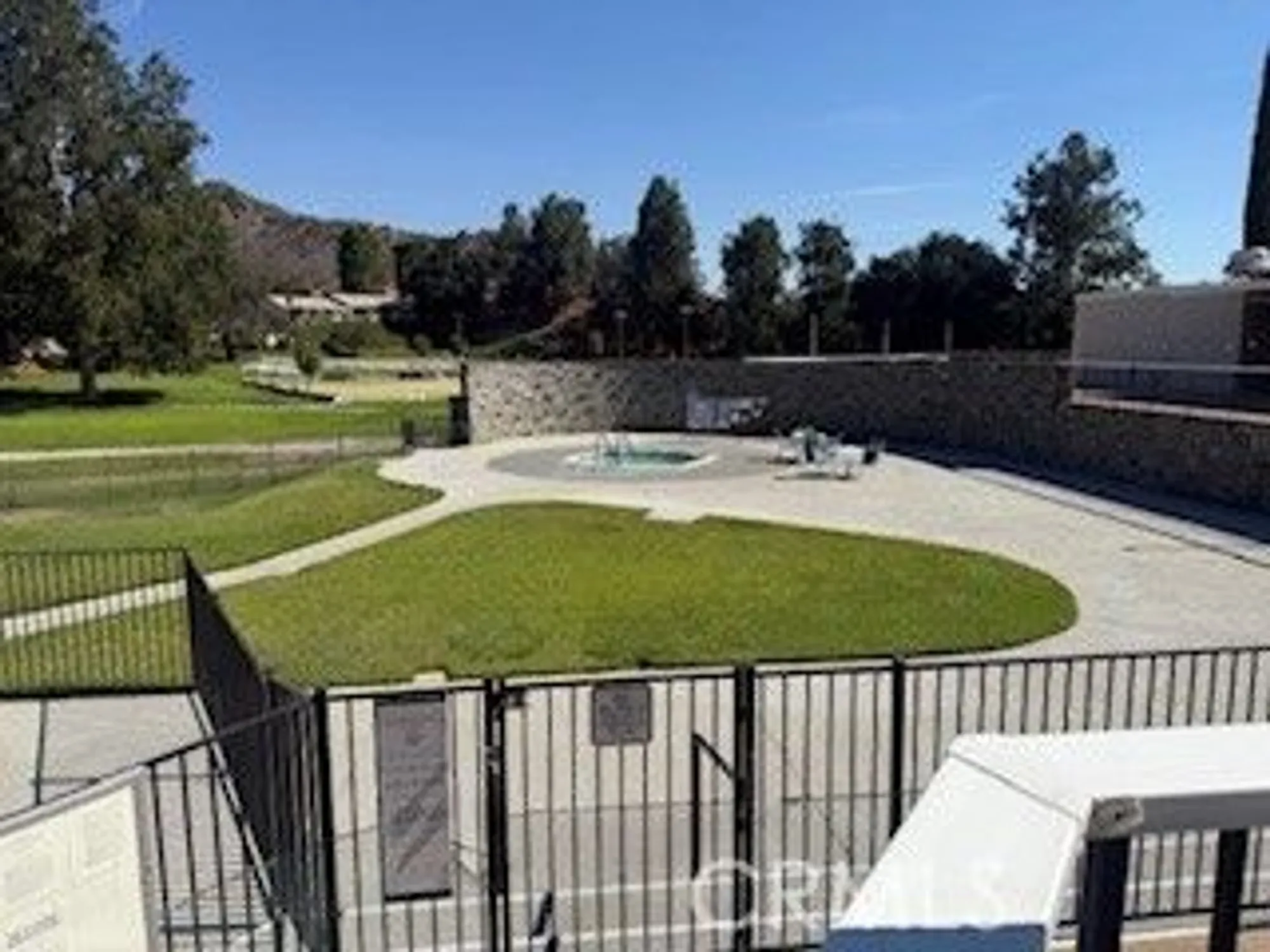 Property Slideshow image 25 of 27 | 26822 avenue of the oaks, Newhall, CA, 91321