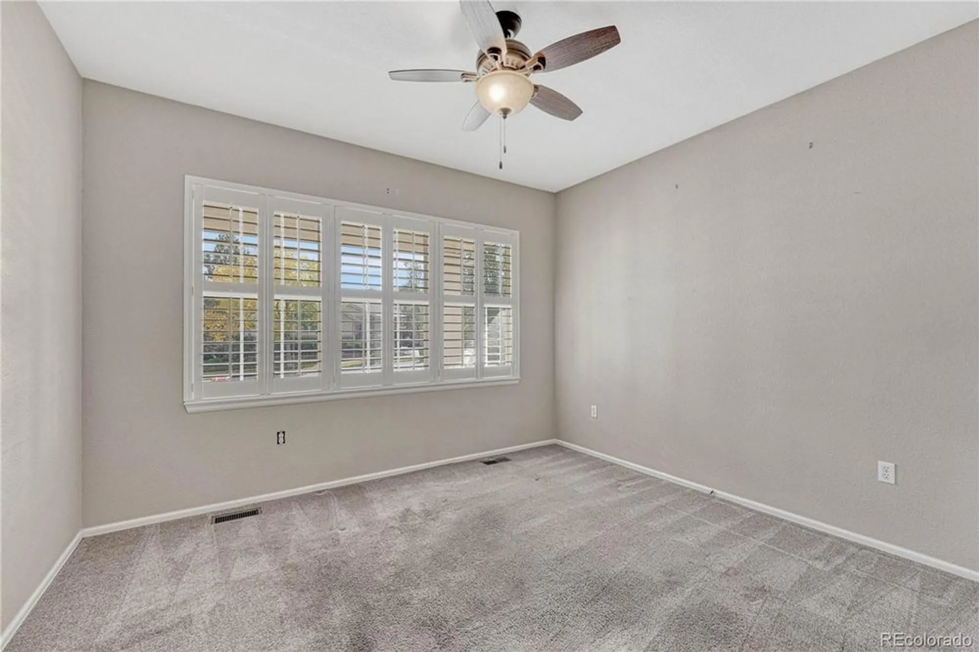 Property Slideshow image 23 of 46 | 8107 s catawba ct, Aurora, CO, 80016