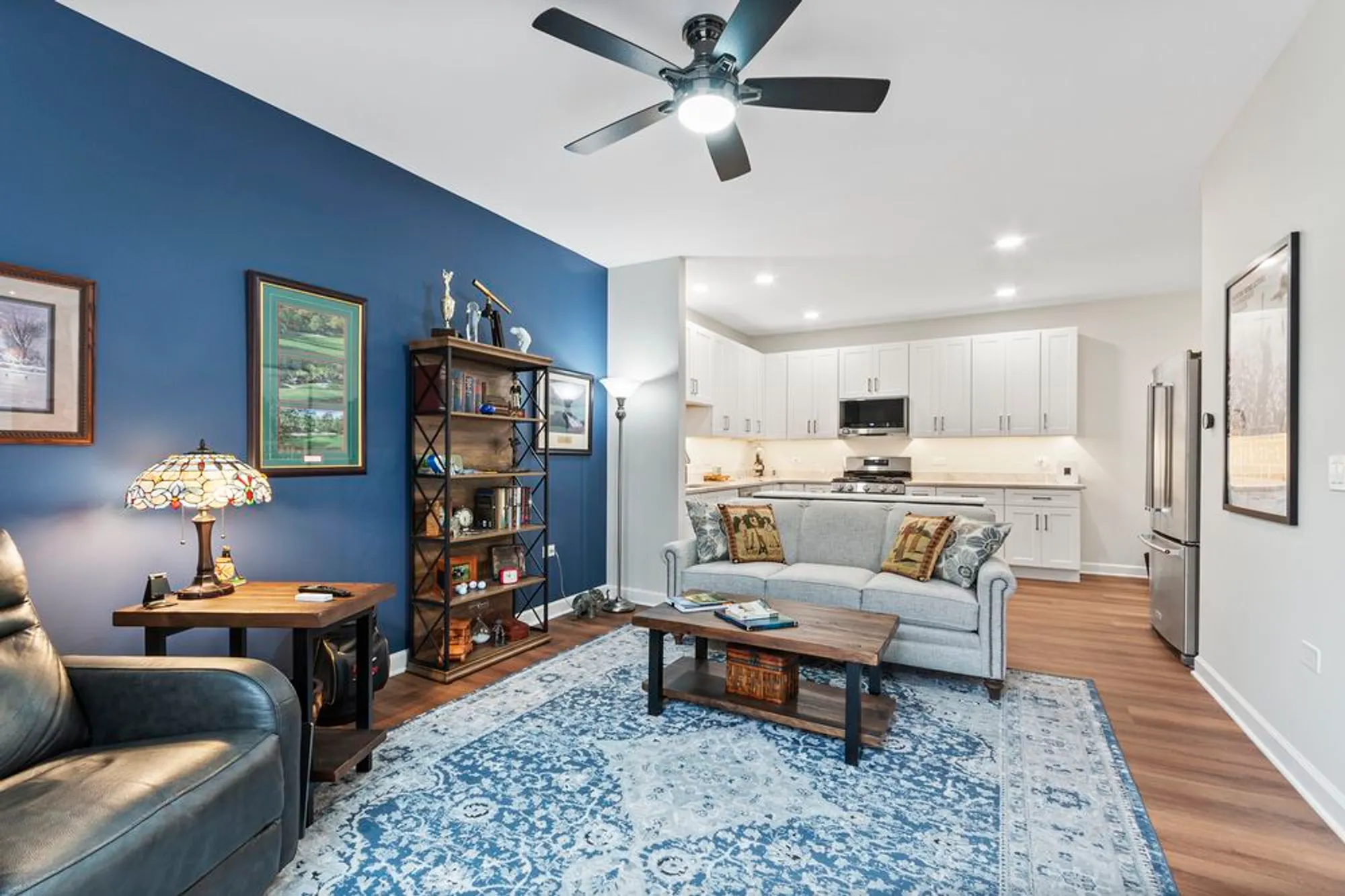 Property Slideshow image 8 of 31 | 631 belmont ln, Carol Stream, IL, 60188