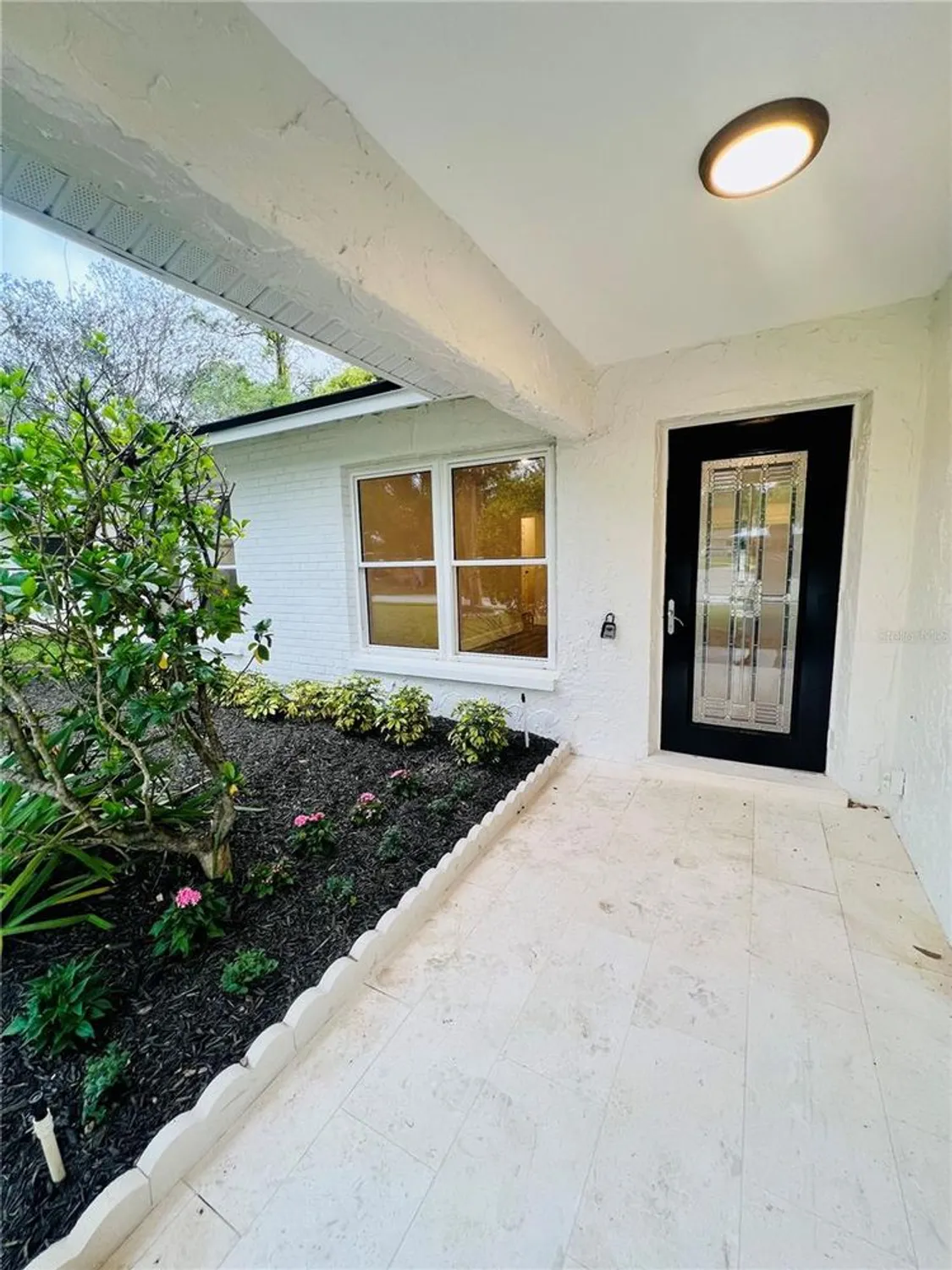 Property Slideshow image 7 of 28 | 801 leeward way, Palm Harbor, FL, 34685