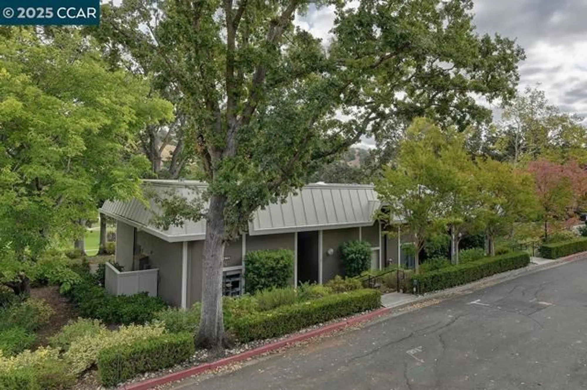 Property Slideshow image 15 of 49 | 2940 tice creek dr apt 6, Walnut Creek, CA, 94595