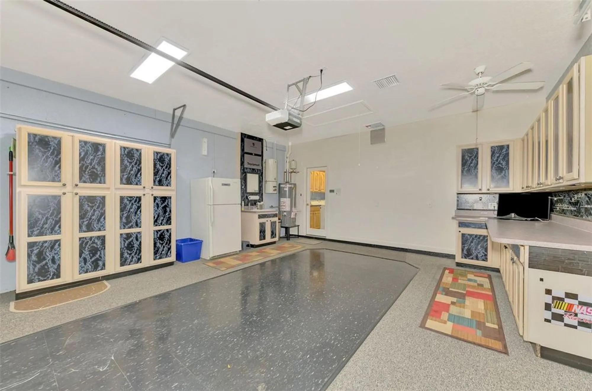 Property Slideshow image 35 of 53 | 4914 lakescene pl, Sarasota, FL, 34243