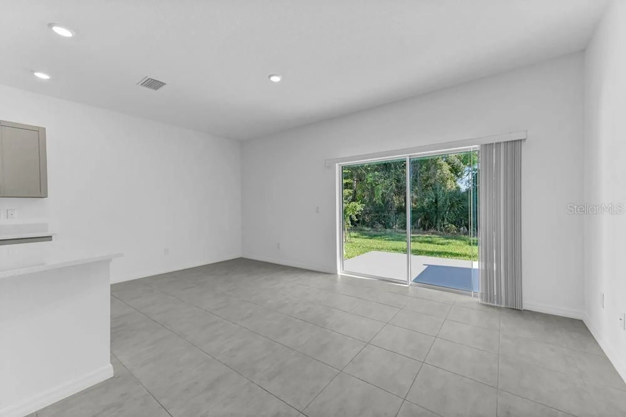 Property Slideshow image 8 of 45 | 15160 cuzcorro ct, Nokomis, FL, 34275