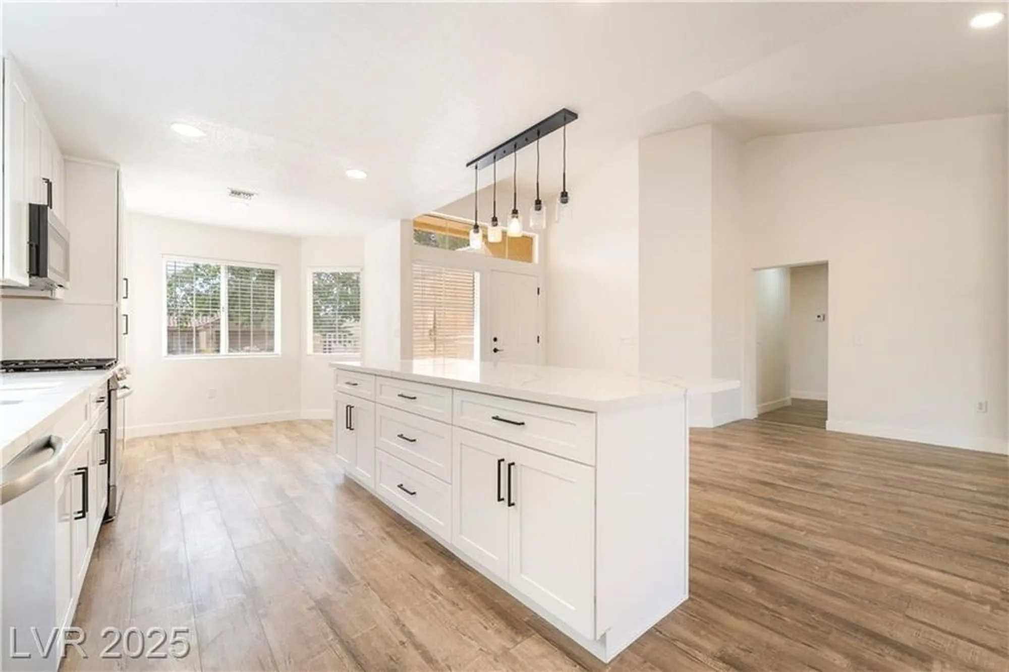 Property Slideshow image 5 of 36 | 2505 showcase dr, Las Vegas, NV, 89134