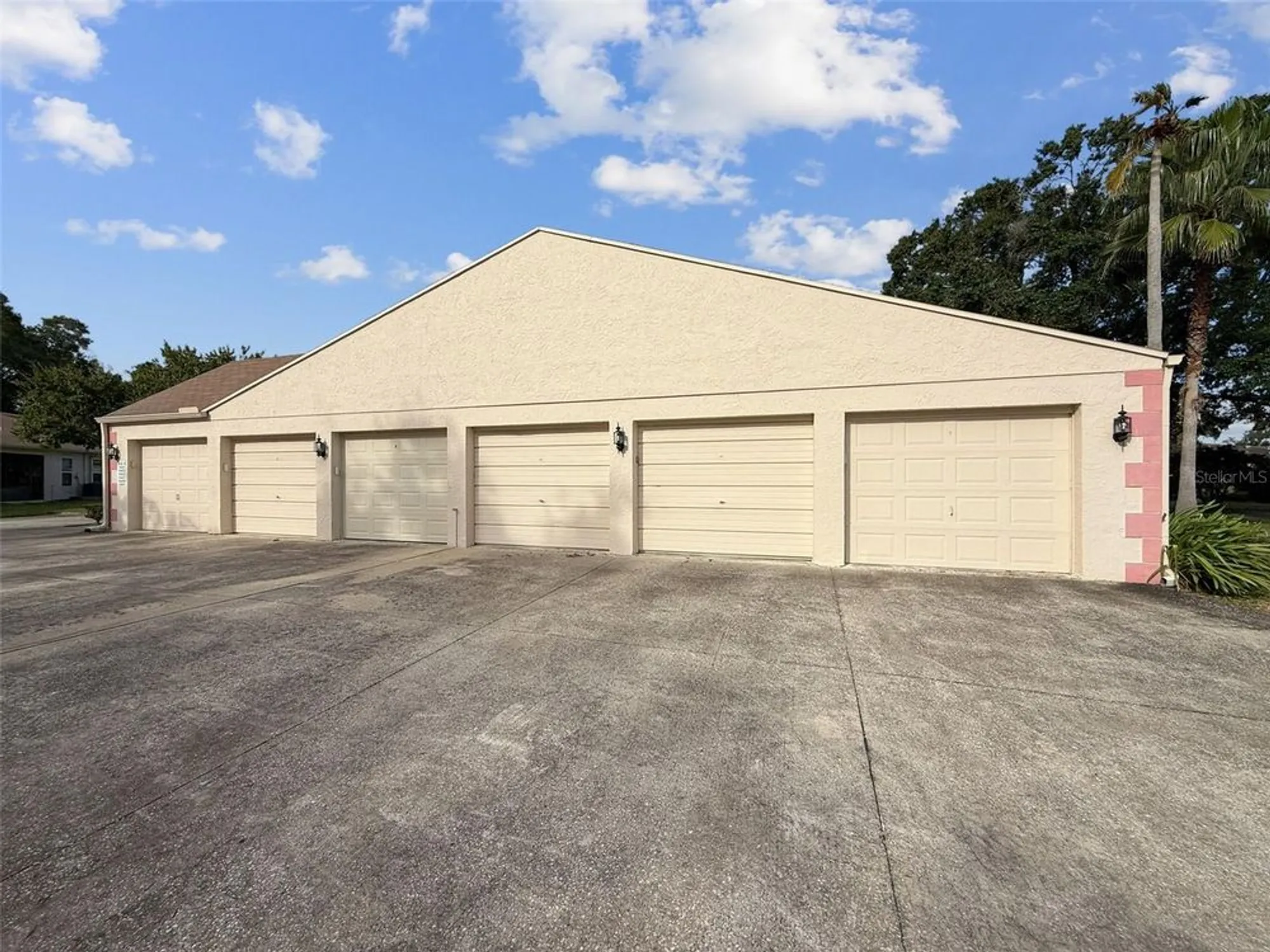 Property Slideshow image 48 of 74 | 11403 versailles ln, Port Richey, FL, 34668