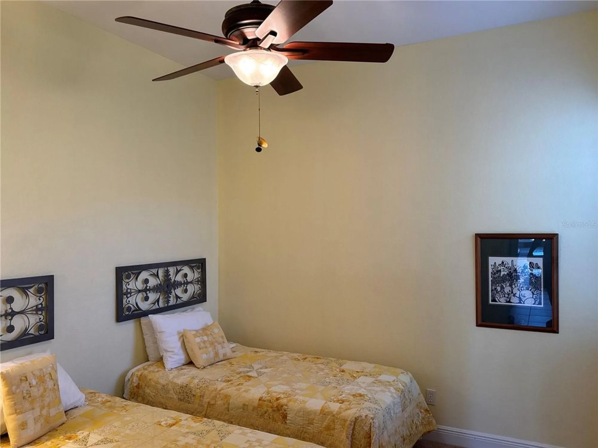 Property Slideshow image 19 of 29 | 832 king leon way, Sun City Center, FL, 33573