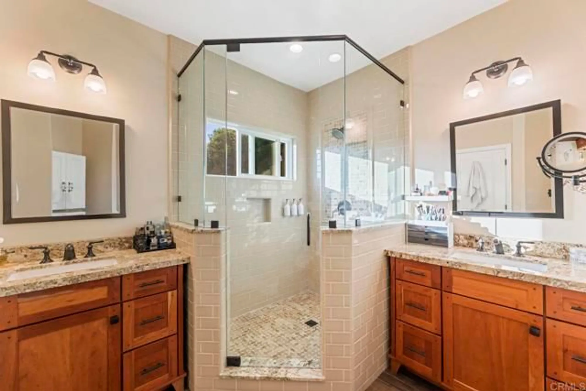 Property Slideshow image 53 of 71 | 27636 mountain meadow rd, Escondido, CA, 92026