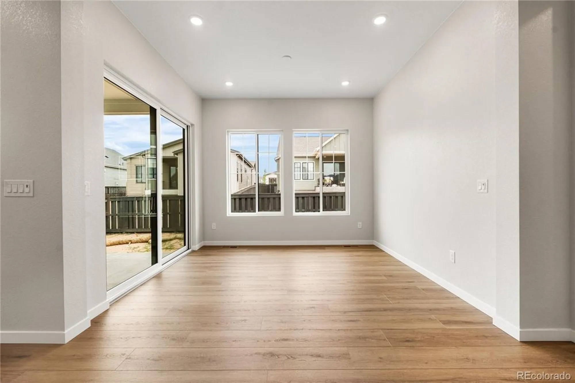 Property Slideshow image 4 of 31 | 11116 stonepath st, Littleton, CO, 80125