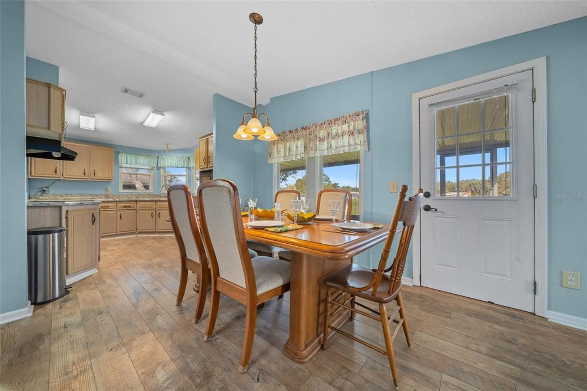 Property Slideshow image 25 of 51 | 1717 lilly ln, Lady Lake, FL, 32159