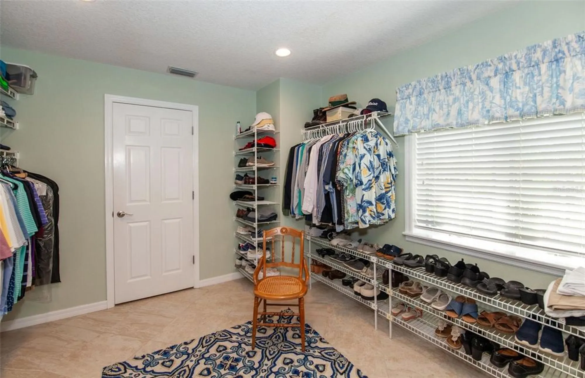 Property Slideshow image 45 of 77 | 810 carnoustie dr, Venice, FL, 34293