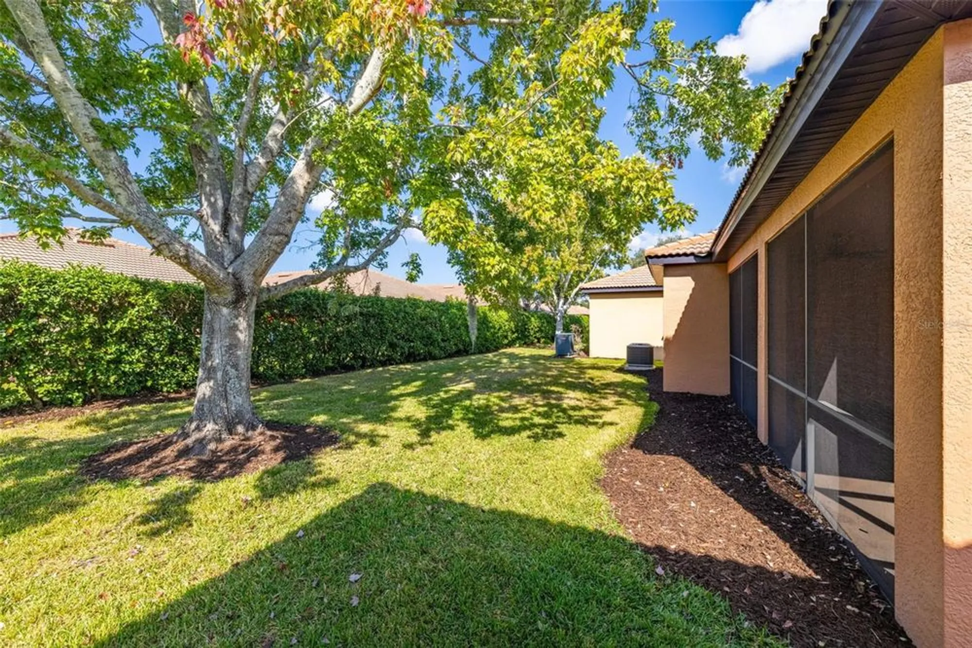 Property Slideshow image 40 of 54 | 5808 hidden falls ln, Apollo Beach, FL, 33572