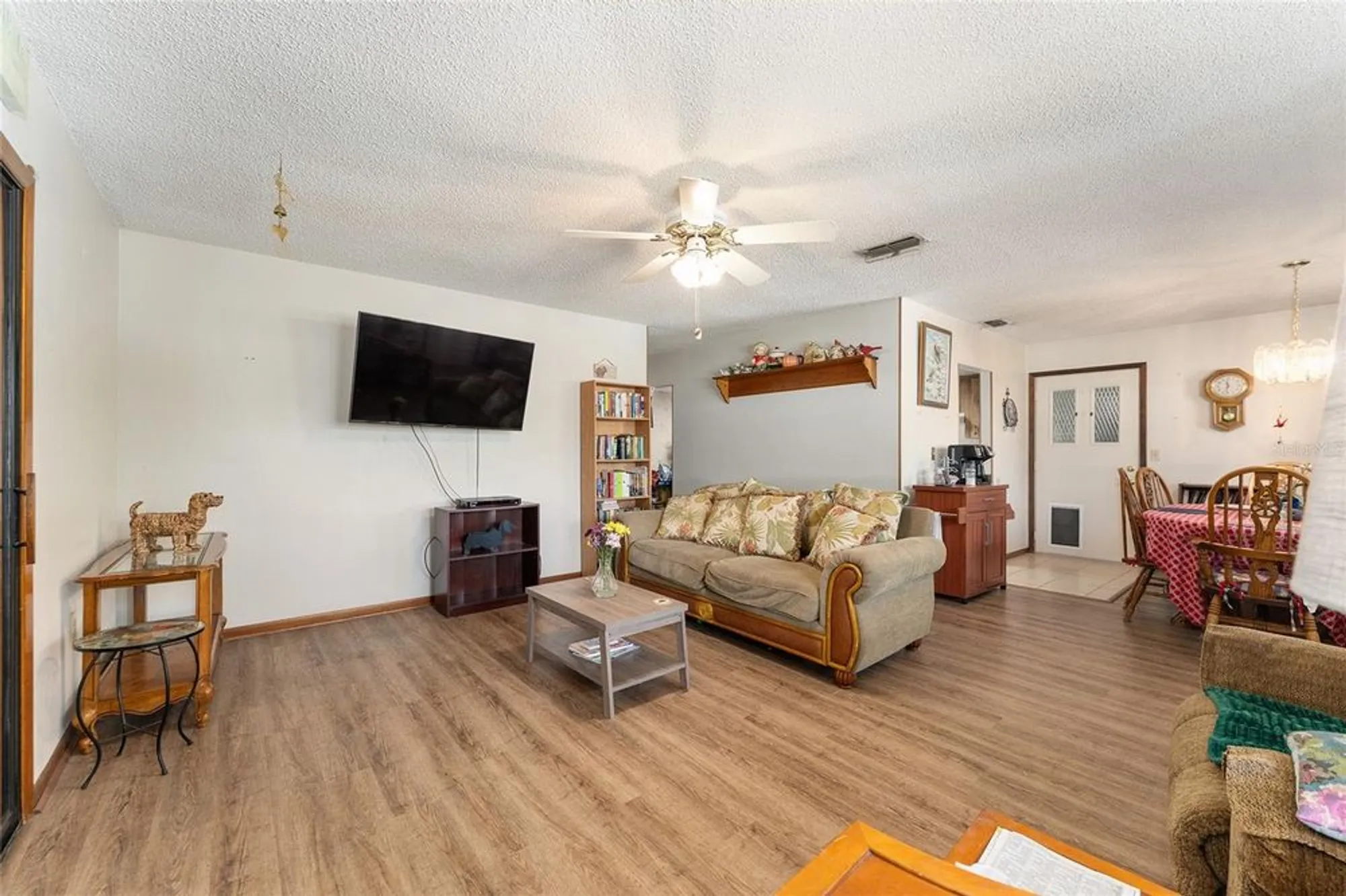 Property Slideshow image 11 of 42 | 9940 sw 103rd pl, Ocala, FL, 34481