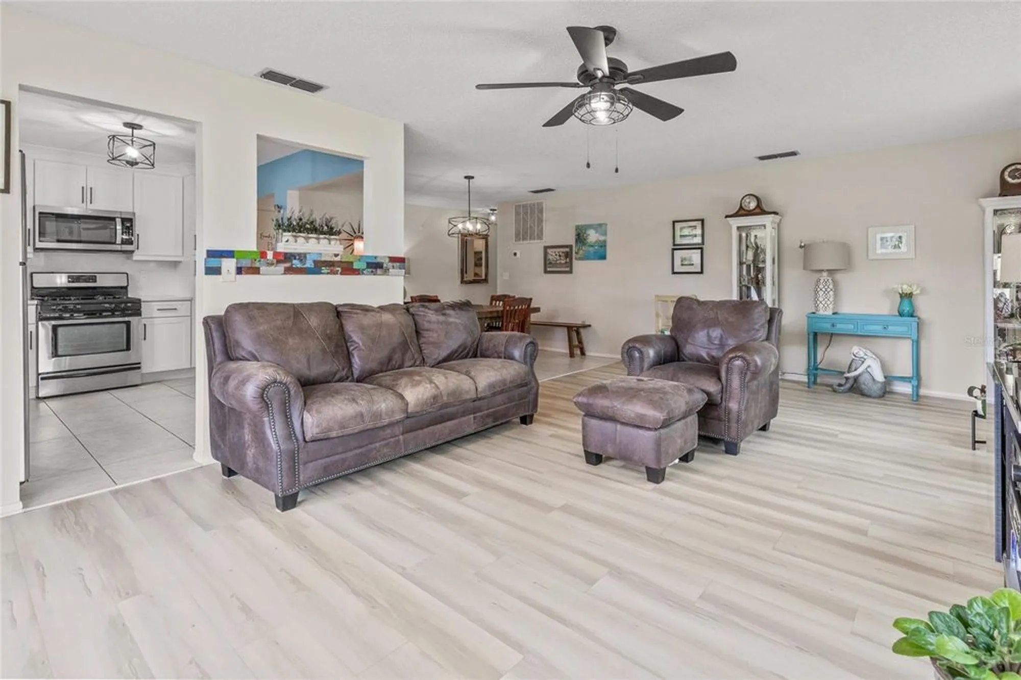 Property Slideshow image 23 of 37 | 6188 80th st n unit 101, Saint Petersburg, FL, 33709