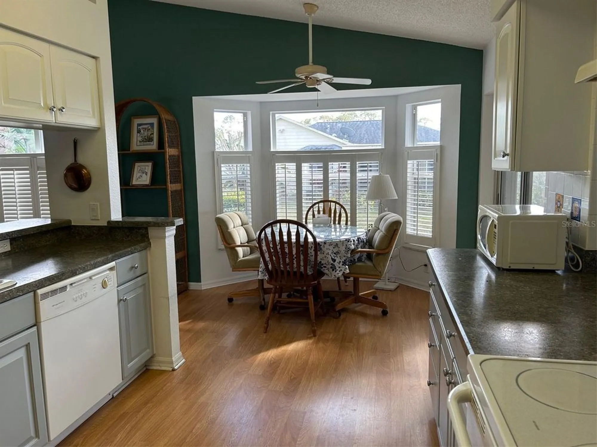 Property Slideshow image 10 of 39 | 11138 brooklawn dr, Hudson, FL, 34667