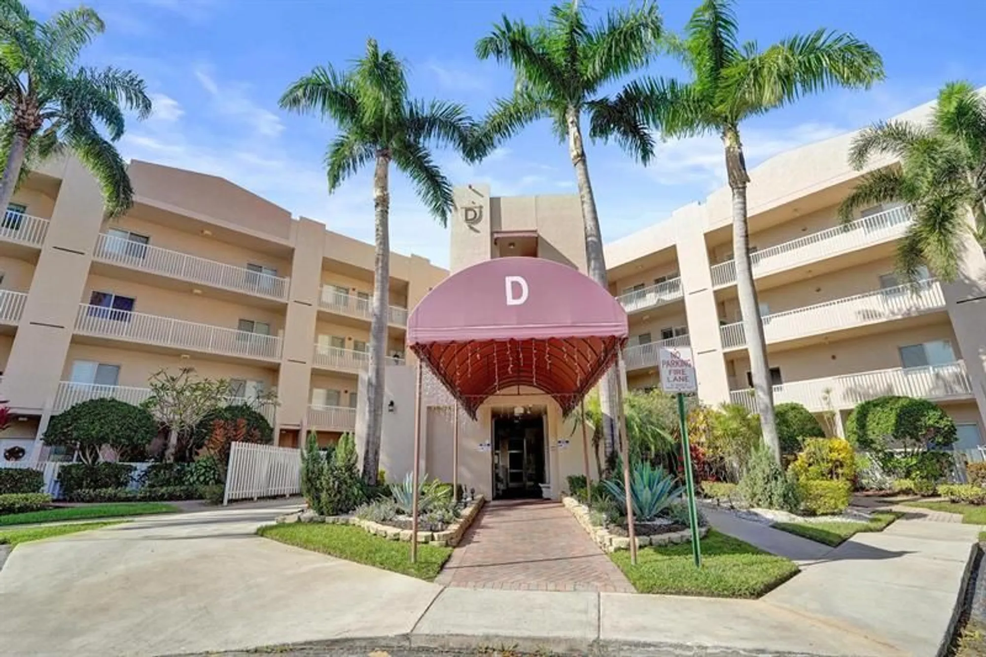 Property Slideshow image 56 of 57 | 7755 yardley dr 209, Tamarac, FL, 33321