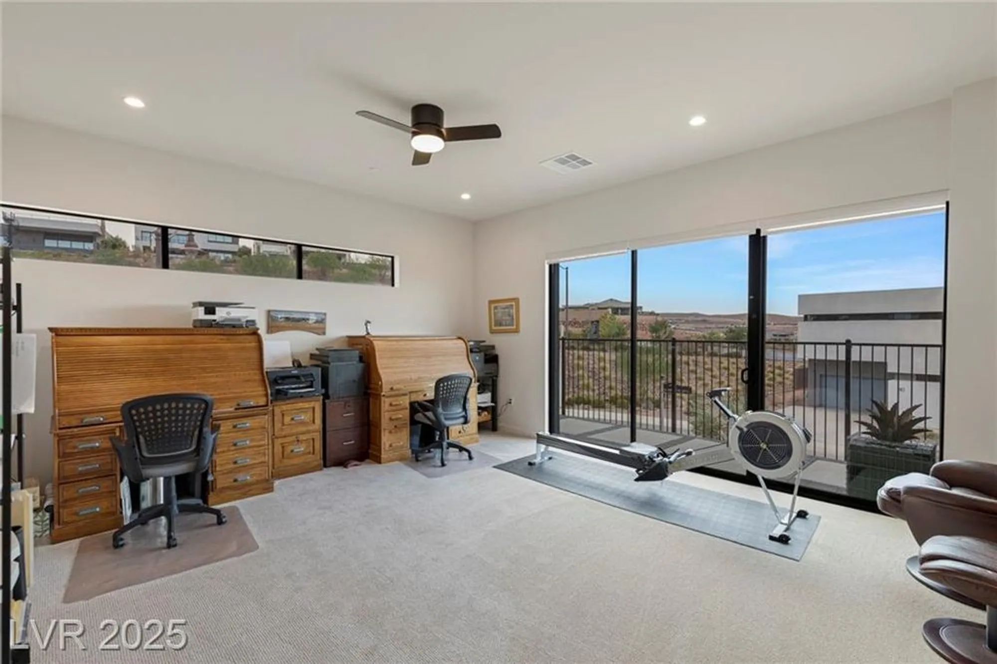 Property Slideshow image 29 of 85 | 53 falling ridge ln, Henderson, NV, 89011