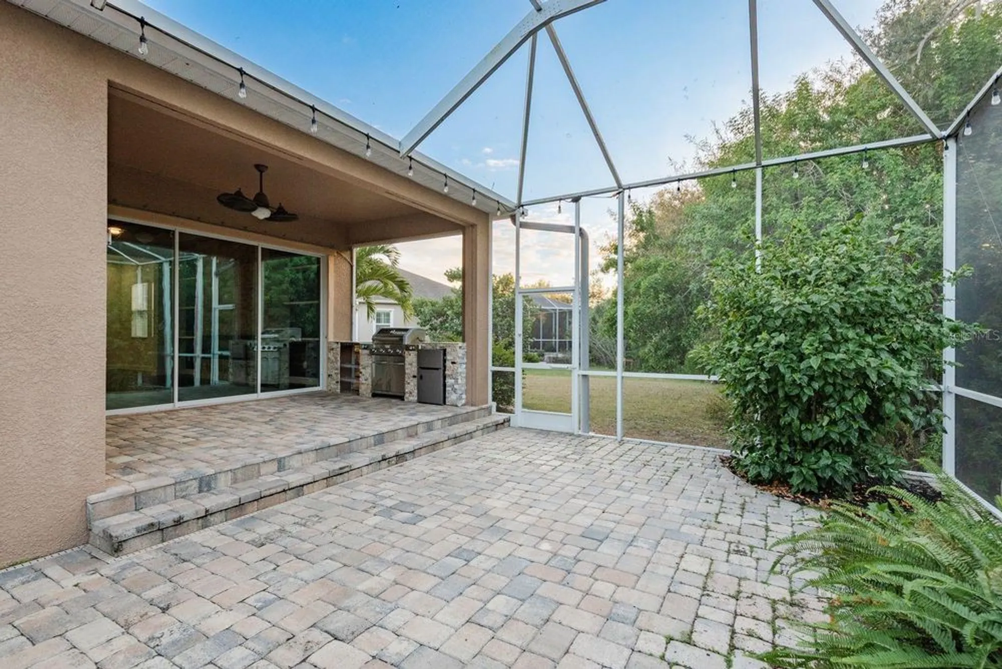 Property Slideshow image 34 of 43 | 5116 coastal scene dr, Apollo Beach, FL, 33572