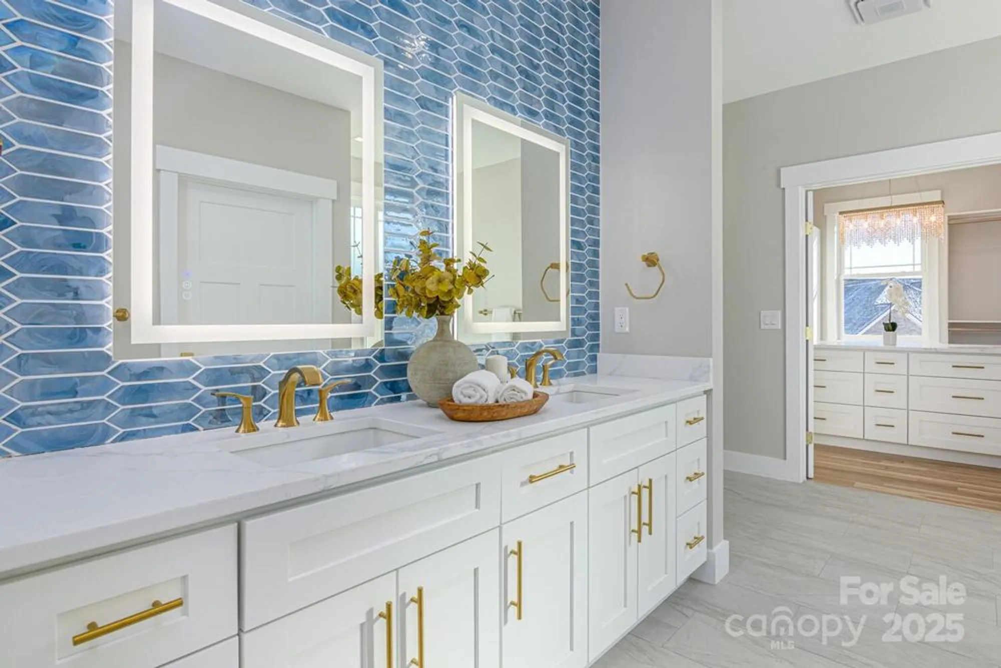 Property Slideshow image 25 of 48 | 131 dawn mist ct, Hendersonville, NC, 28791