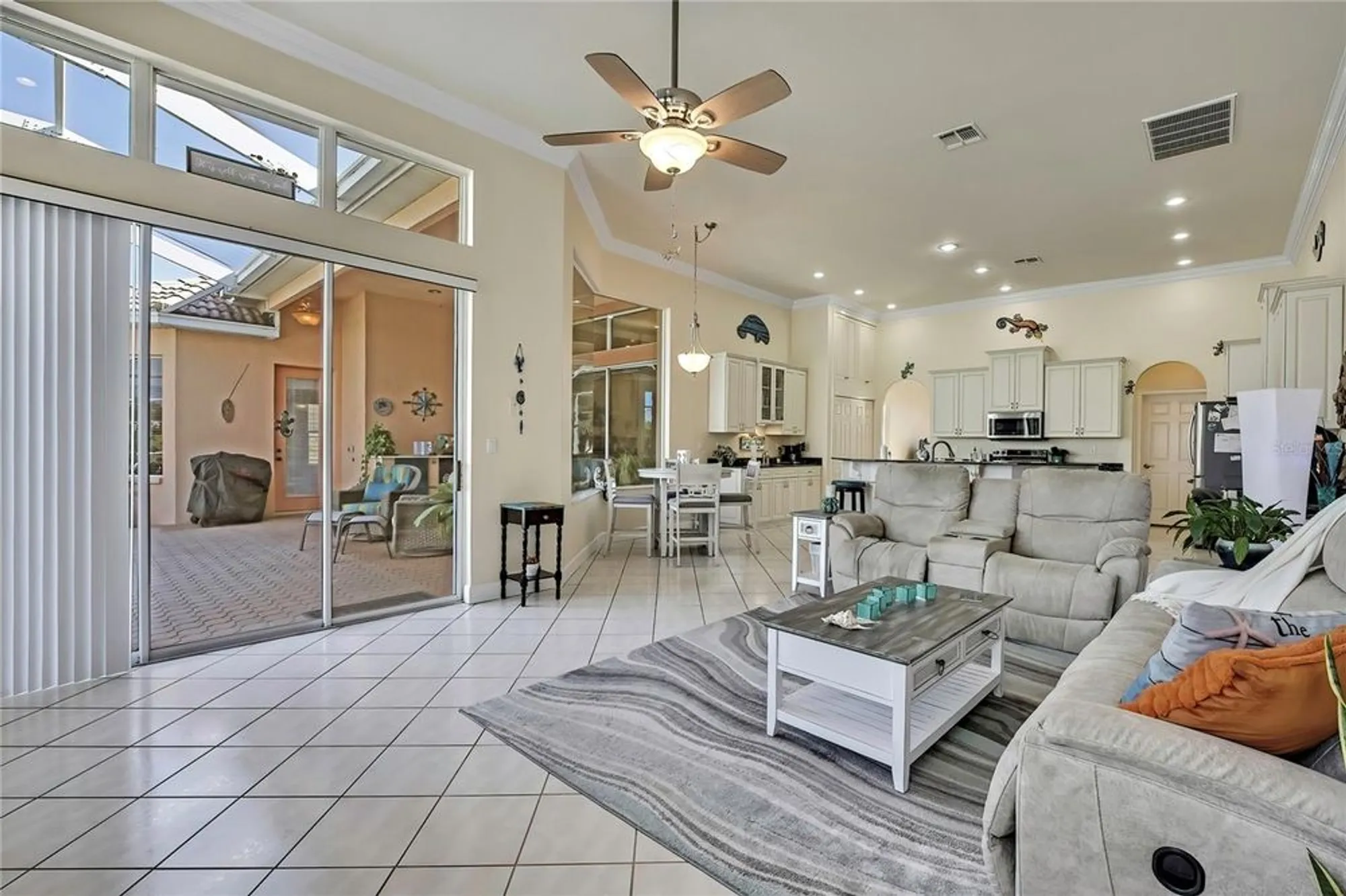Property Slideshow image 20 of 62 | 9231 mississippi run, Weeki Wachee, FL, 34613