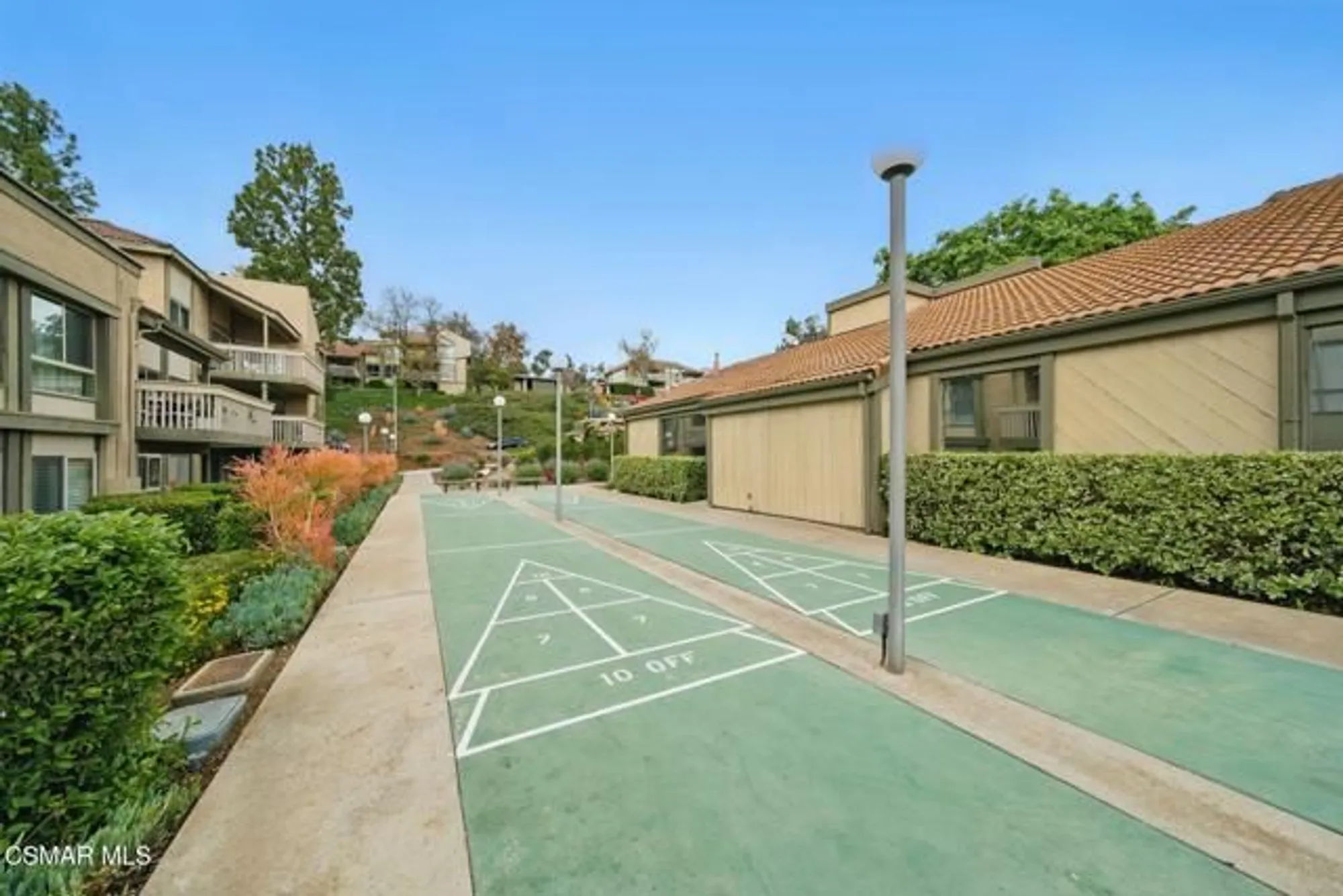 Property Slideshow image 51 of 54 | 769 birchpark cir 203, Thousand Oaks, CA, 91360