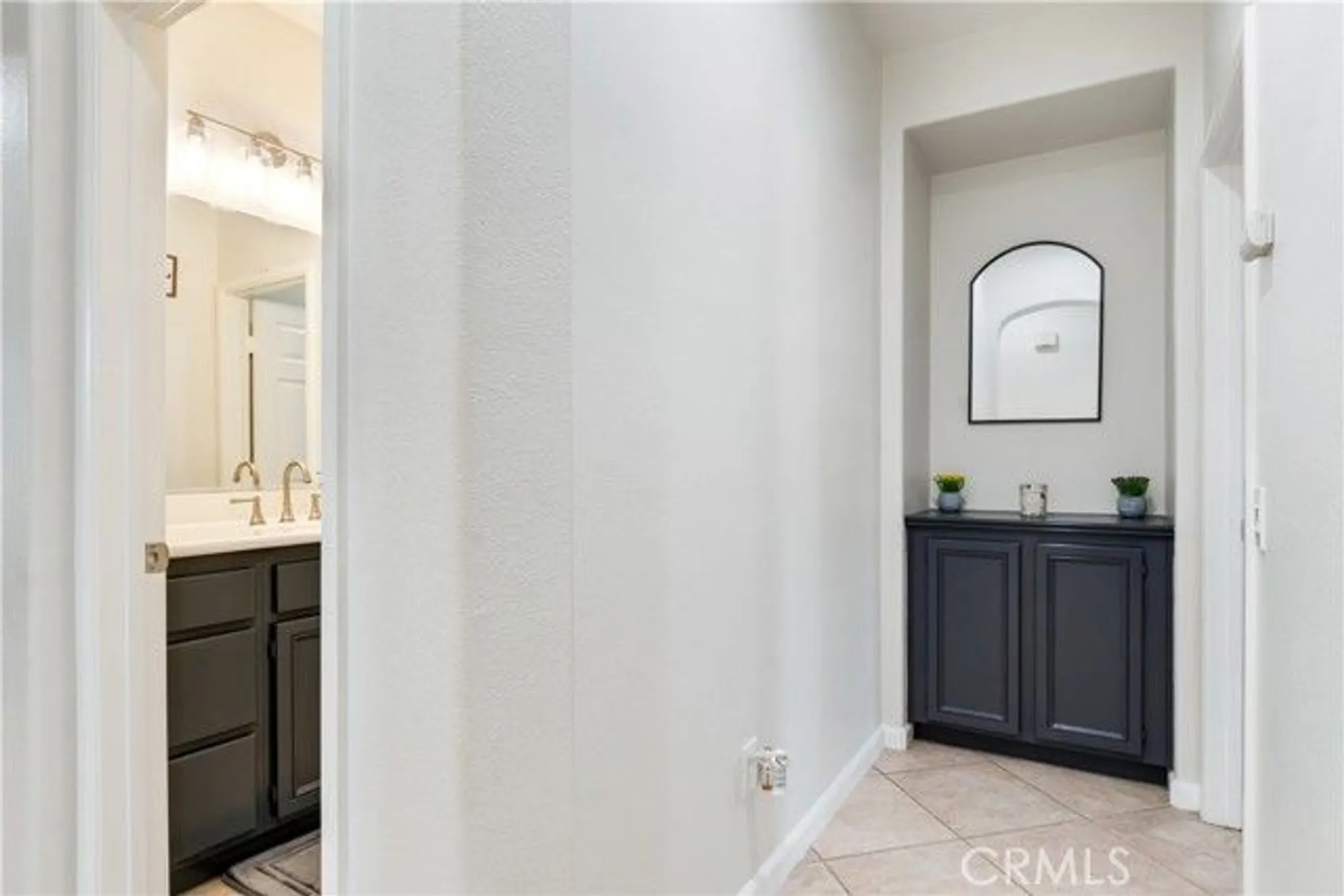 Property Slideshow image 14 of 38 | 4313 owens st unit 102, Corona, CA, 92883