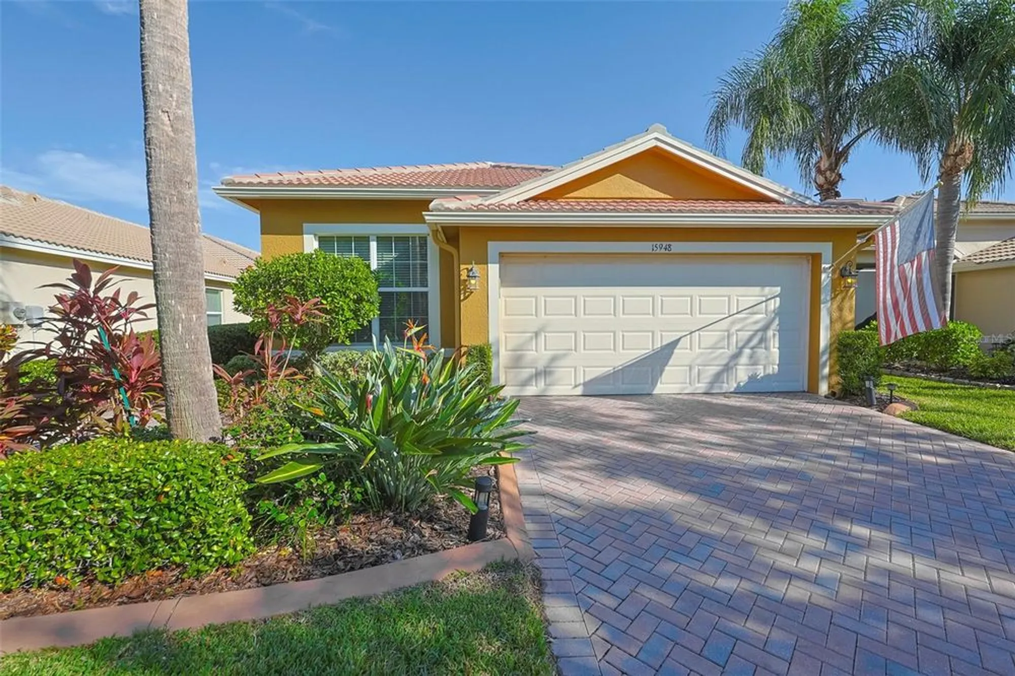 Property Slideshow image 8 of 67 | 15948 cobble mill dr, Wimauma, FL, 33598