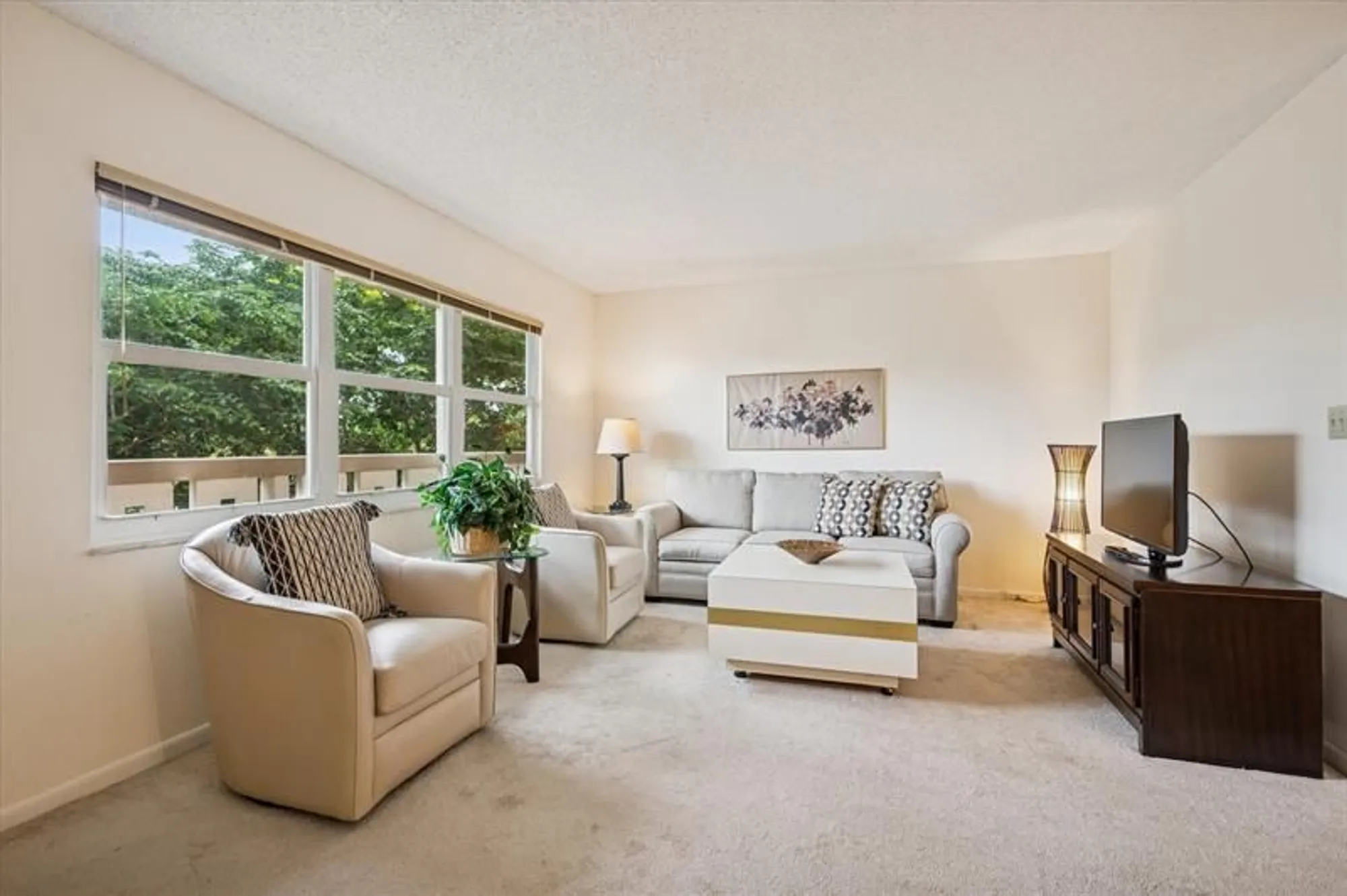 Property Slideshow image 4 of 18 | 3205 portofino pt f3, Coconut Creek, FL, 33066