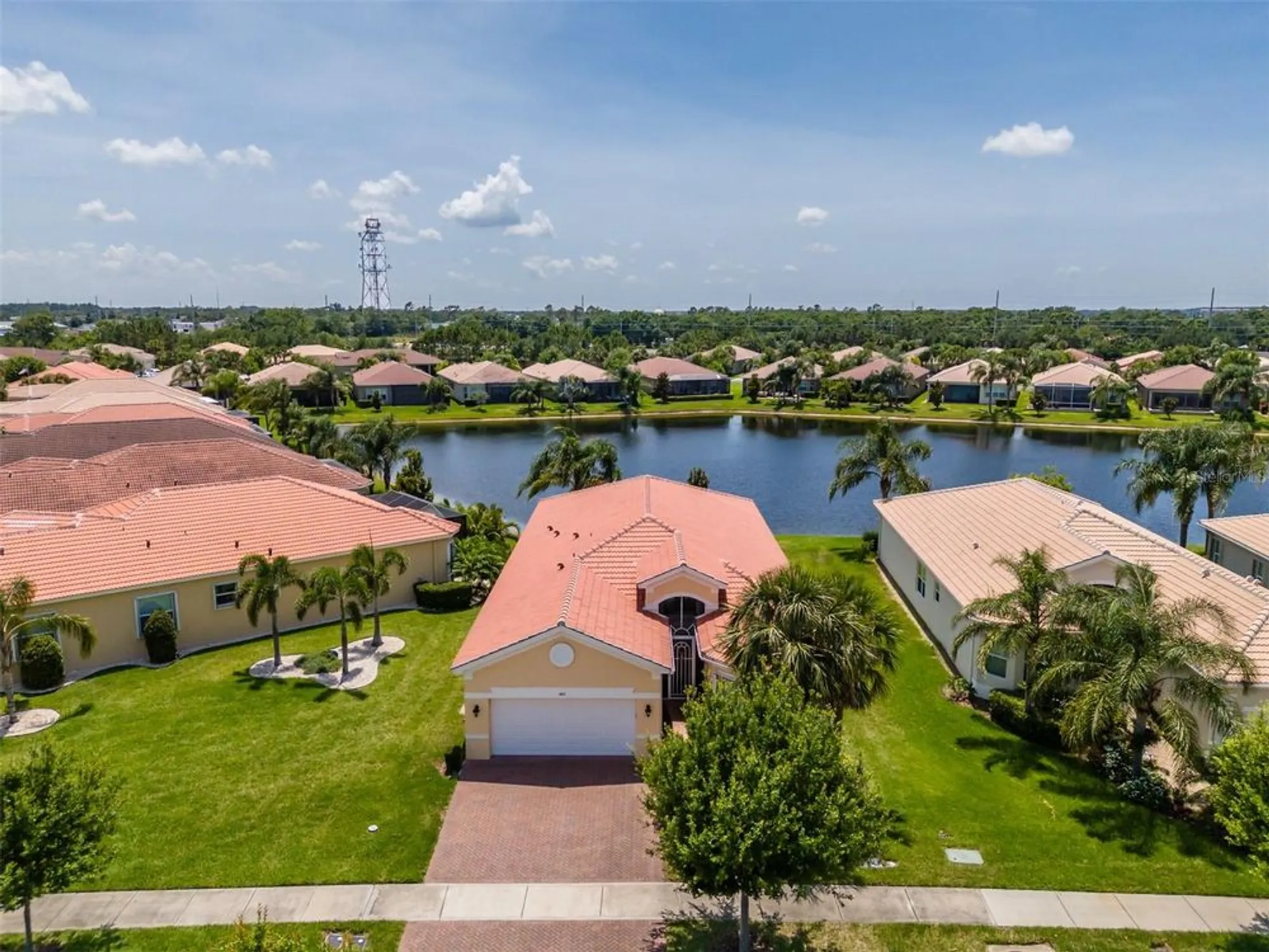 Property Slideshow image 1 of 92 | 4821 grand banks dr, Wimauma, FL, 33598